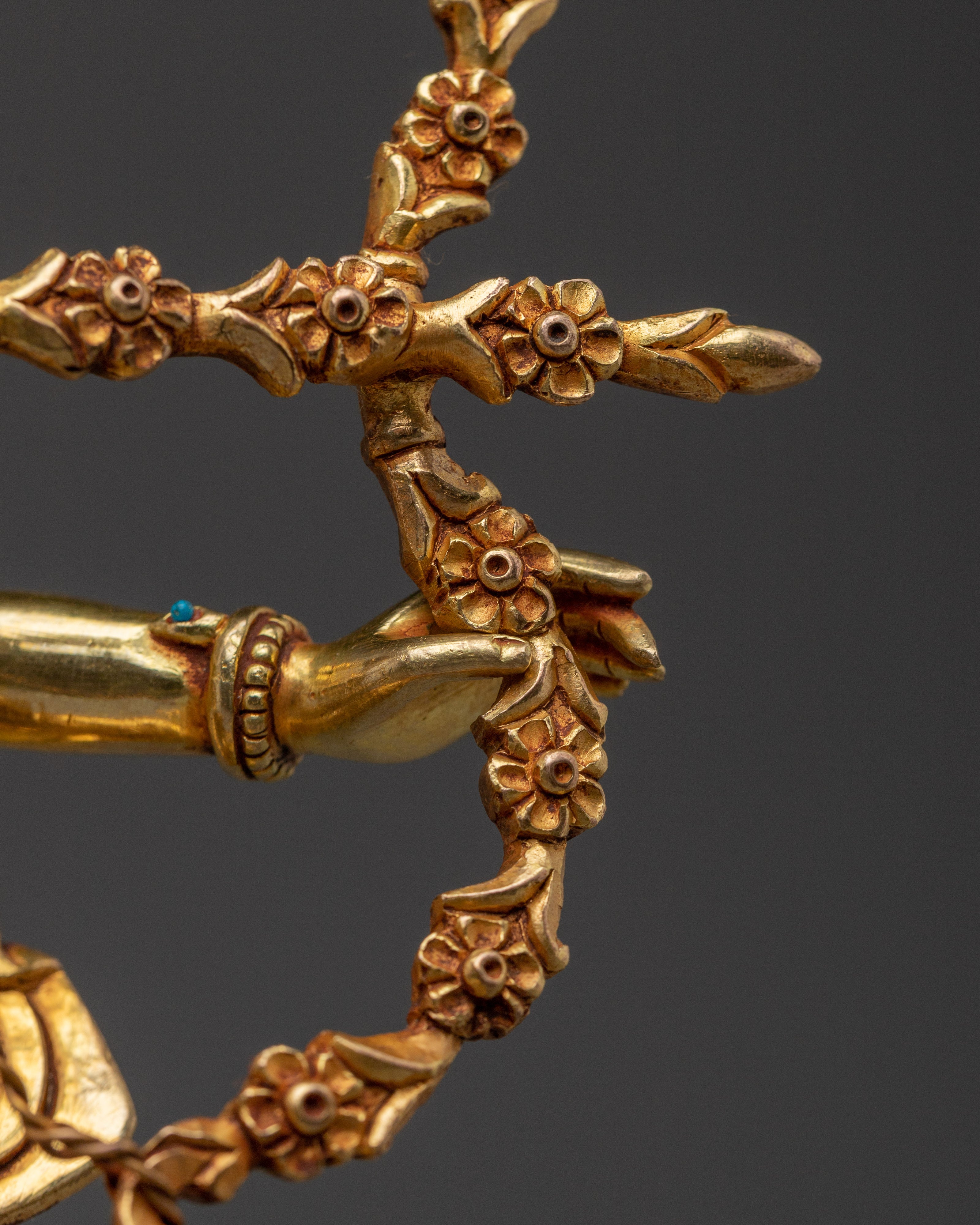 Tibetan Deity Kurukulla | Multi - Armed goddess