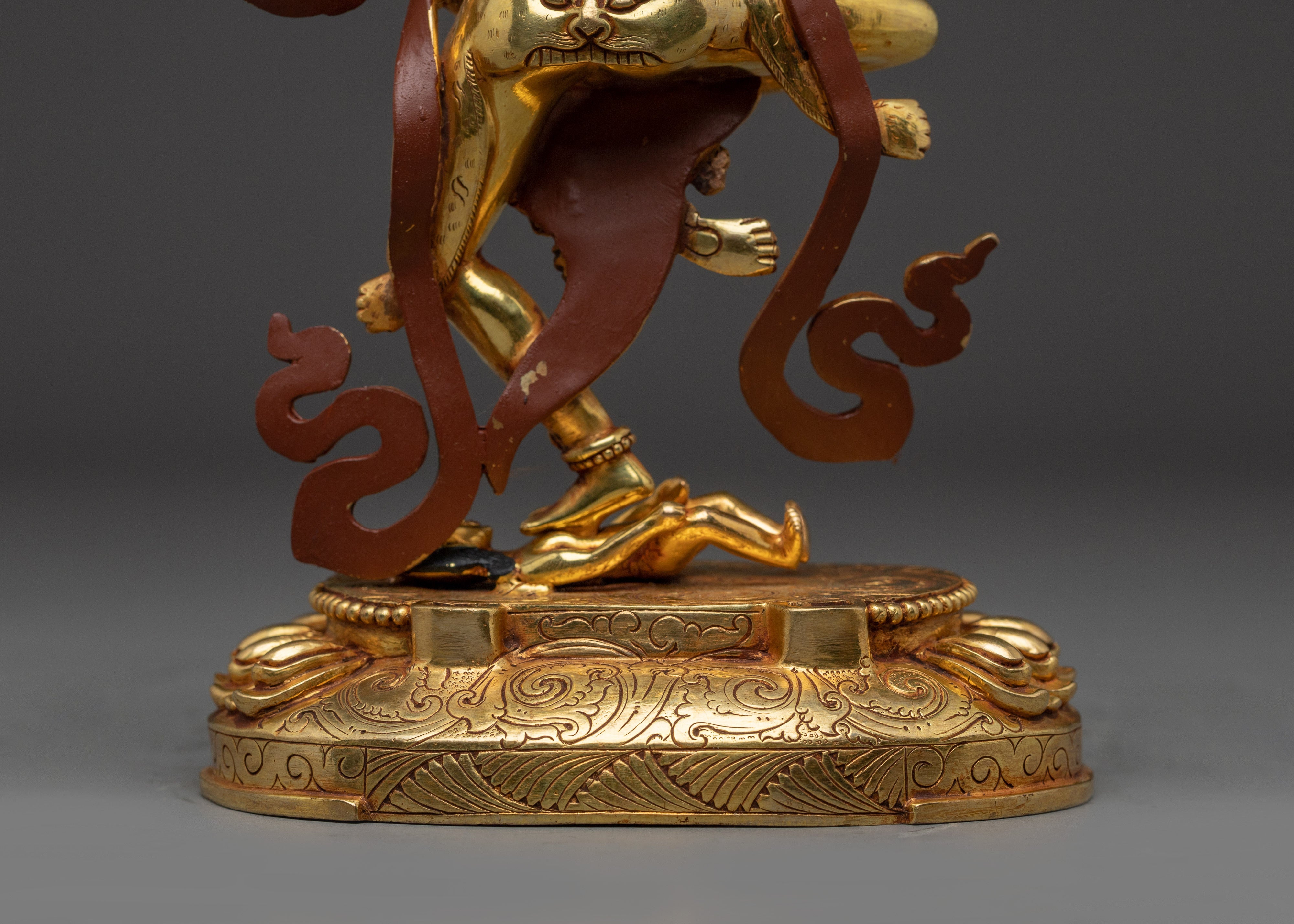 Tibetan Deity Kurukulla | Multi - Armed goddess