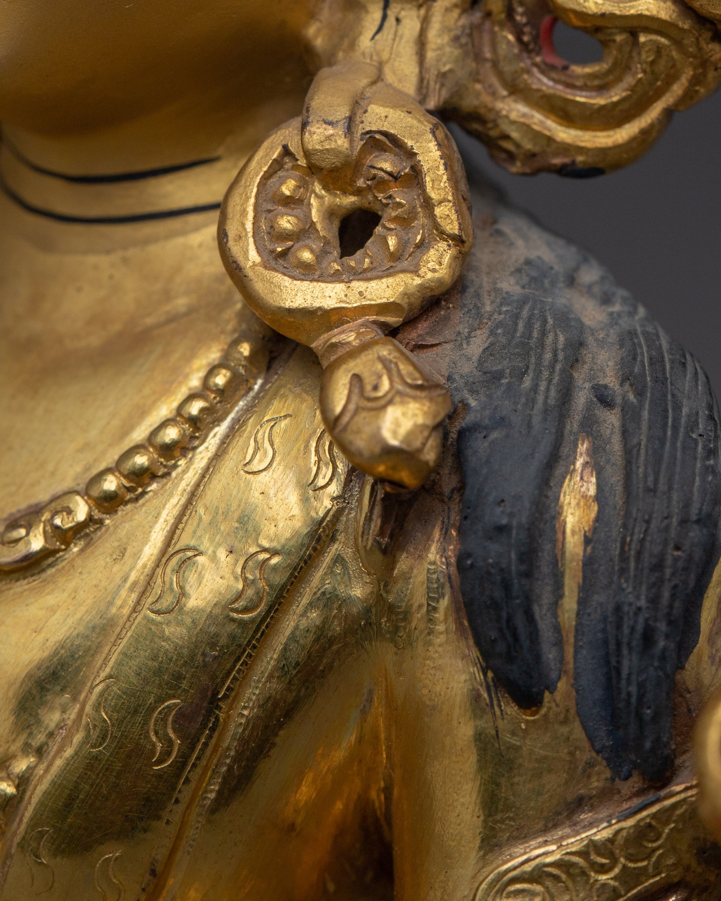Golden Two Armed Chenrezig Statue | Spiritual Enlightenment