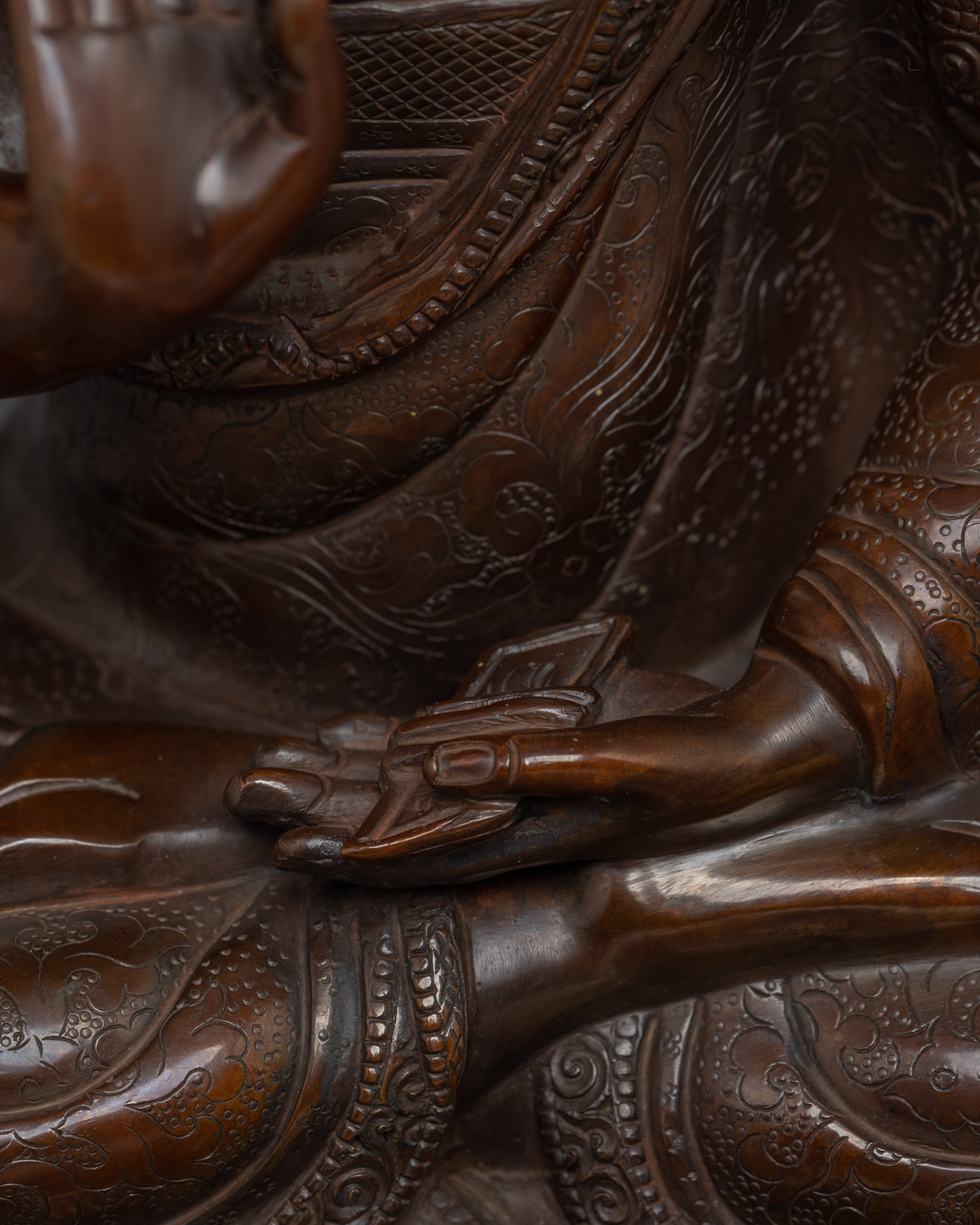 Oxidized Tsongkhapa Set Statue | Himalayan Handcrafted Sculpture