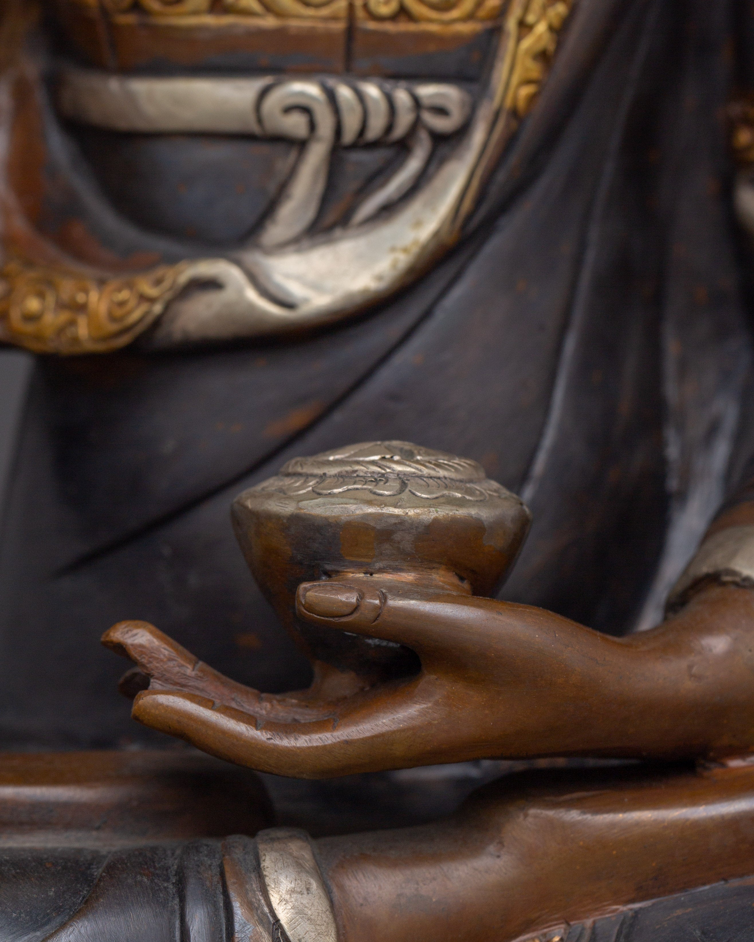 Elegant Oxidized Copper Shakyamuni Buddha Statue | Home Shrine & Mindfulness Practice