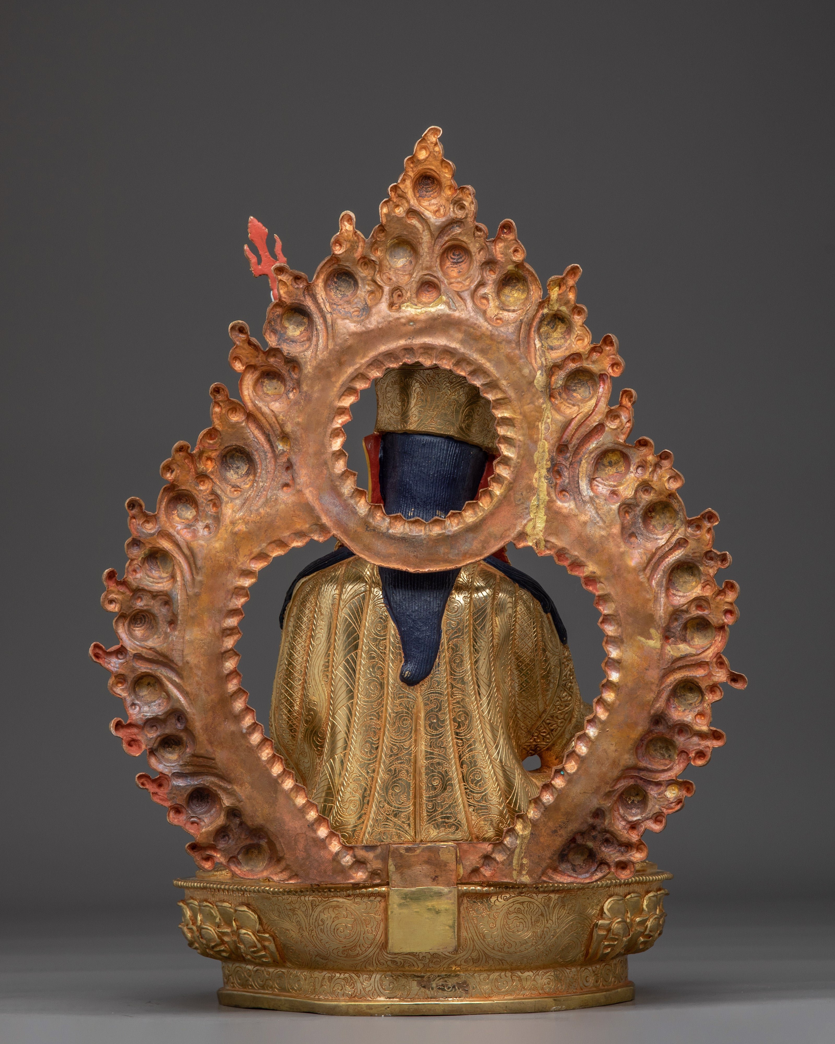 Traditional Himalayan Art of Guru Rinpoche | Tibetan Tantric Master