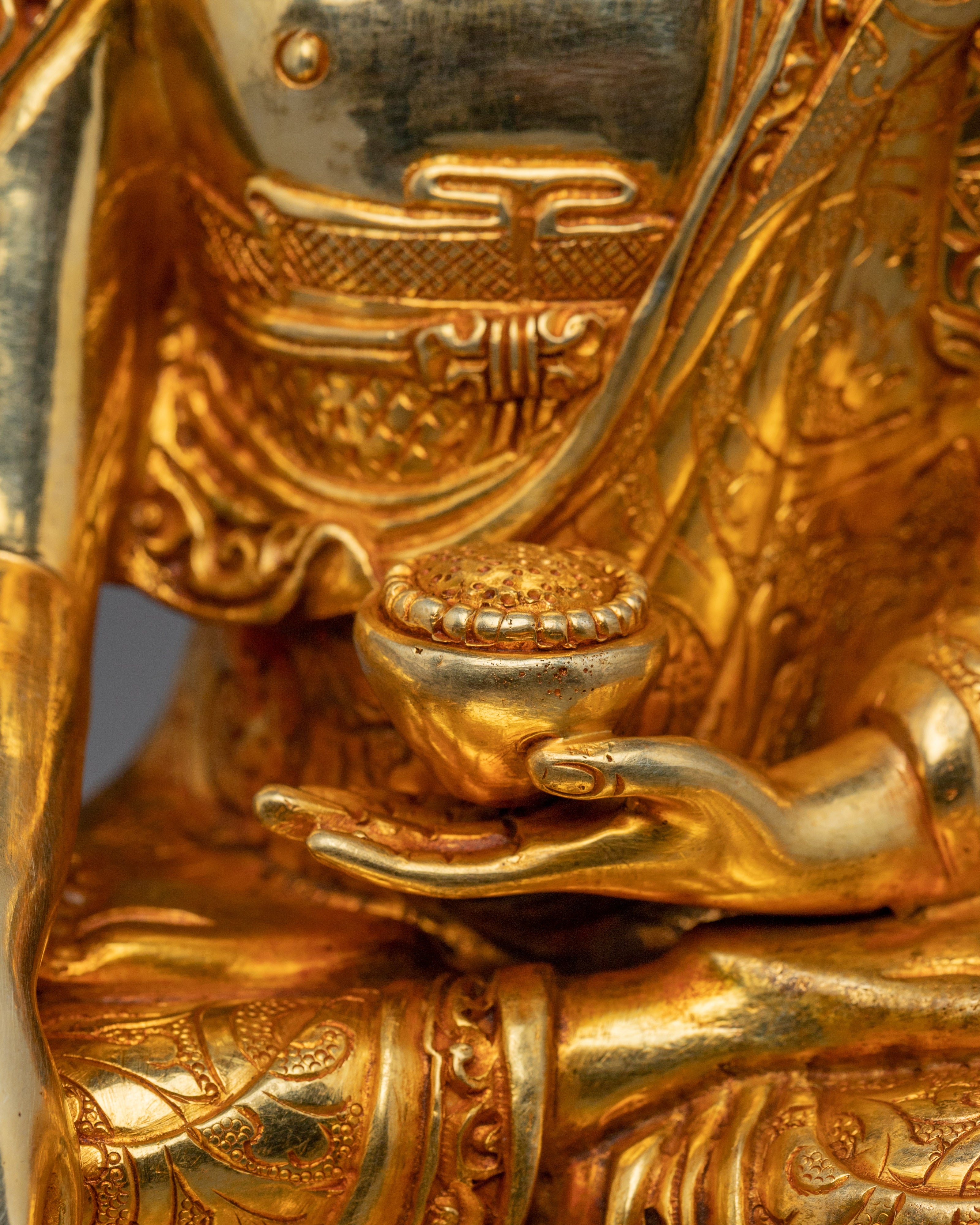 Buddha Enlightenment Statue Shakyamuni | Copper Body 8.1" Sculpture