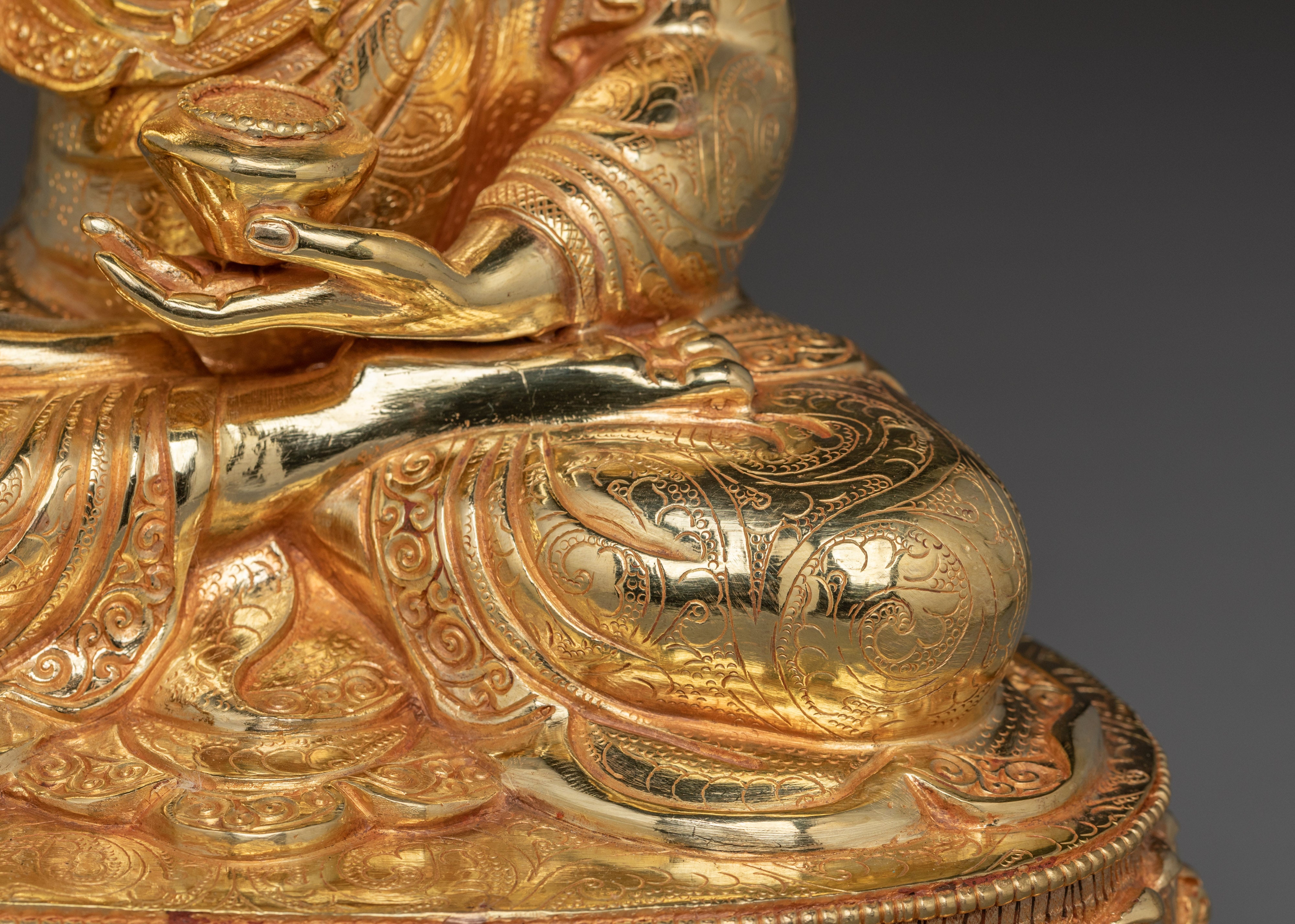 Peaceful Shakyamuni Buddha Copper Statue | Gautama Buddha Artwork
