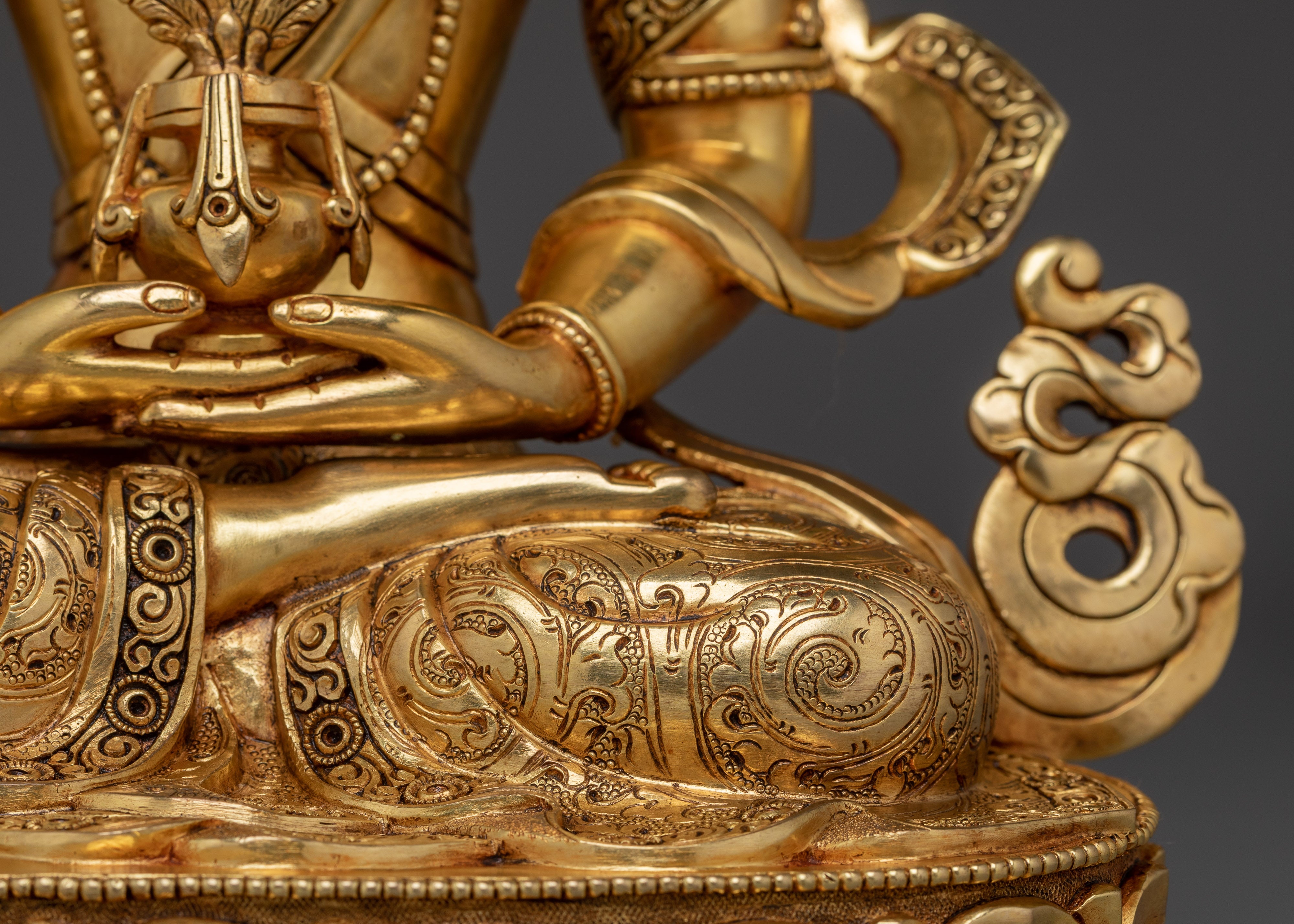 Serene Amitayus Statue | Buddha of Boundless Light