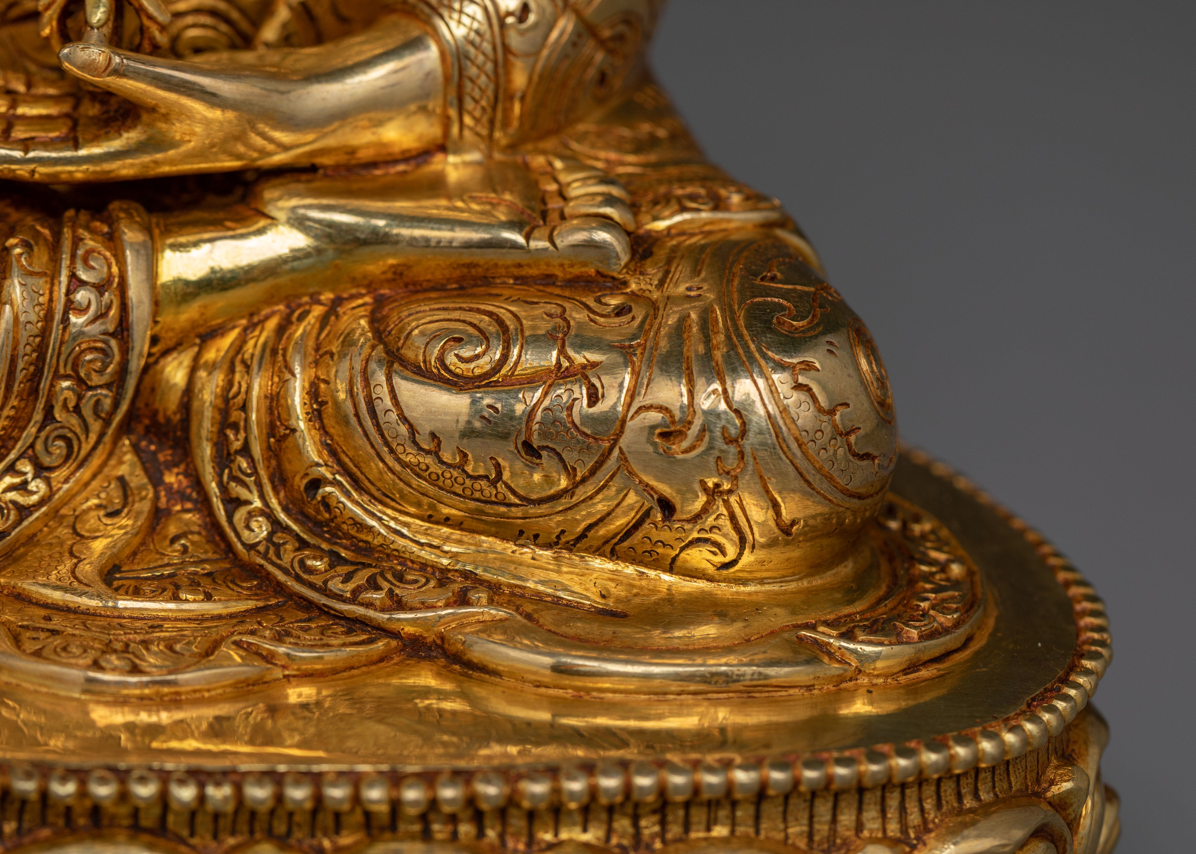 Vajrayana Deity Mitrupa Statue | The Immovable Buddha