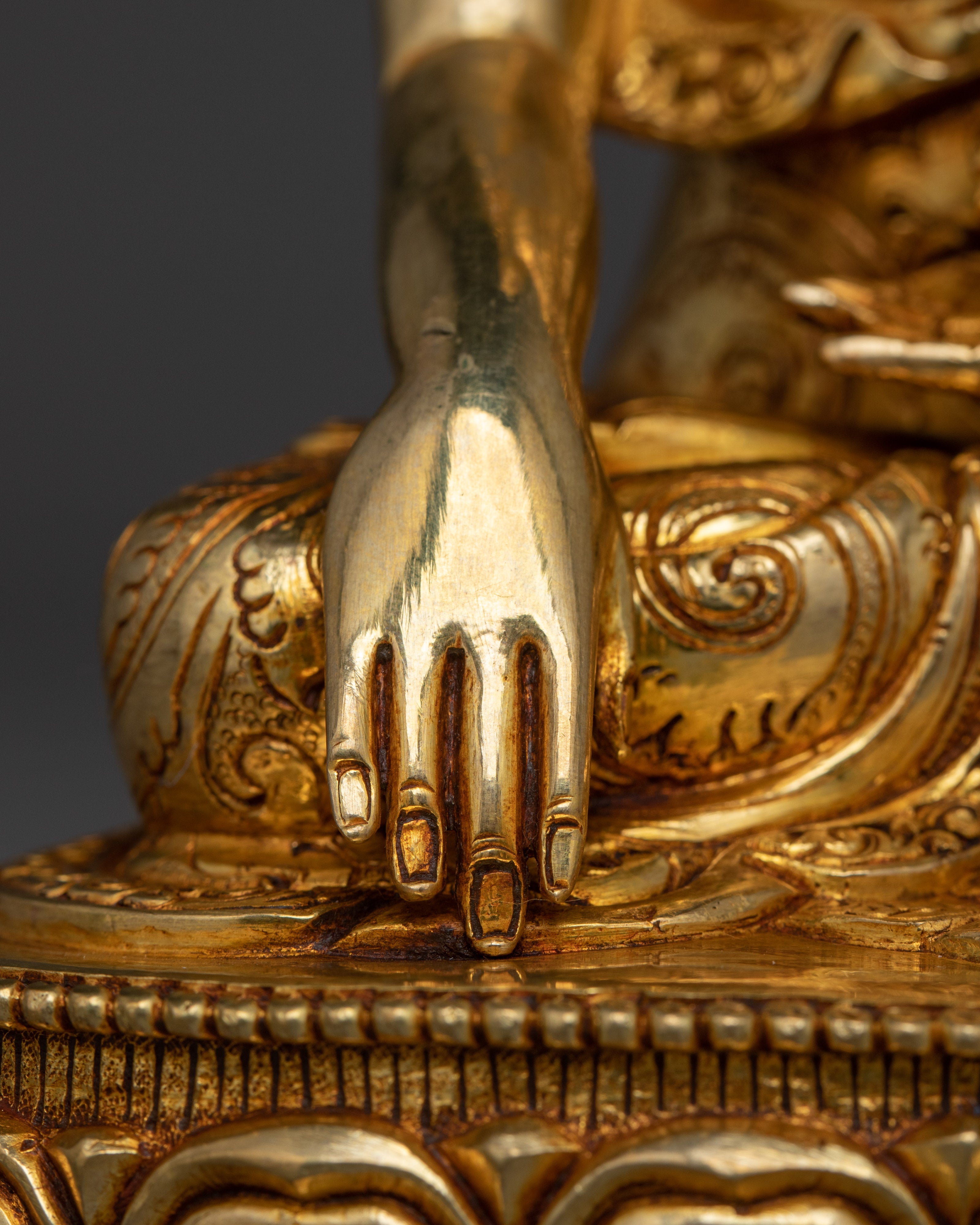 Vajrayana Deity Mitrupa Statue | The Immovable Buddha