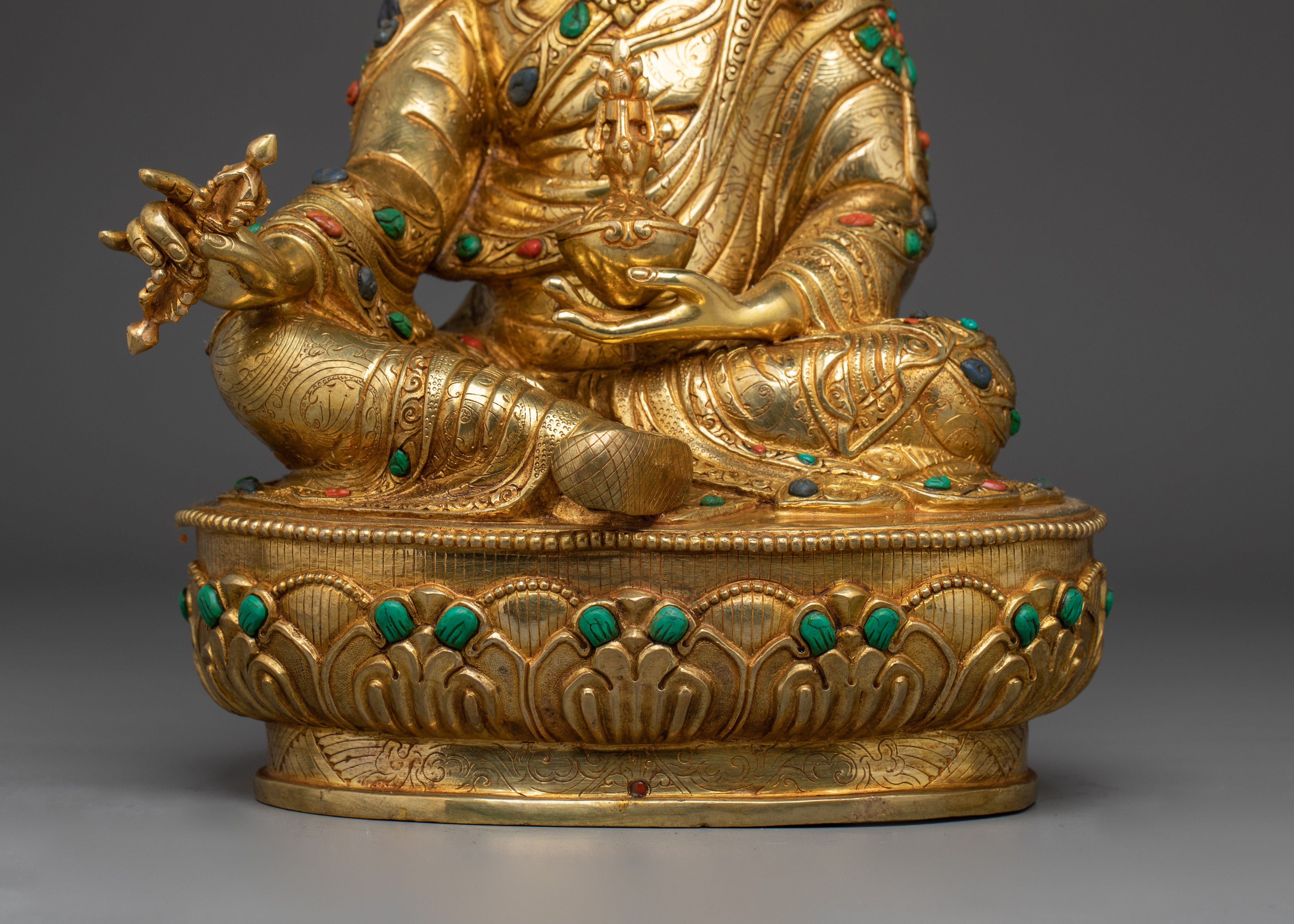 Spiritual Protector Guru Rinpoche Statue | The Tantric Sage of Himalayan Buddhism