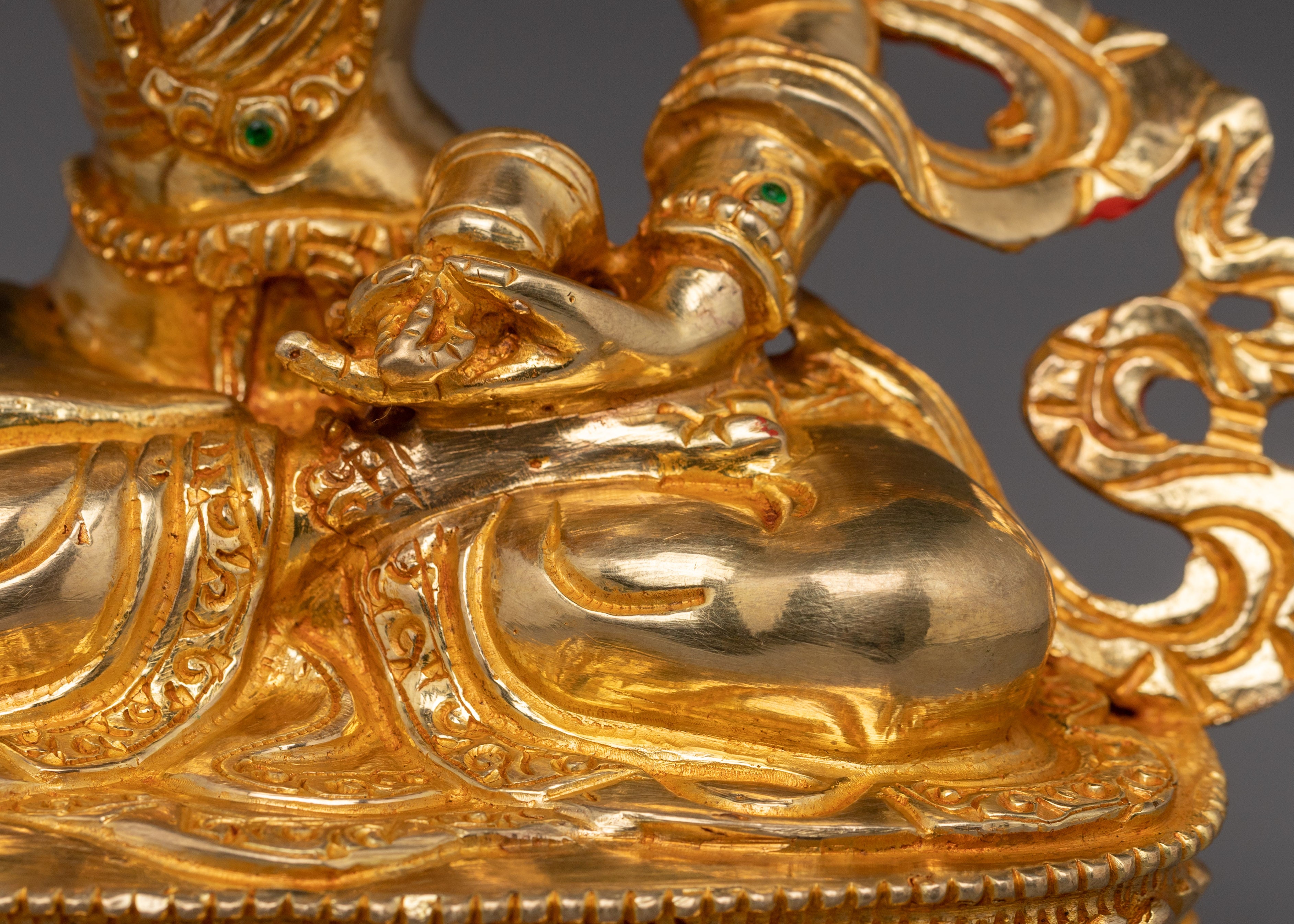 Tantric Deity Vajrasattva | Symbol of Purification and Inner Clarity