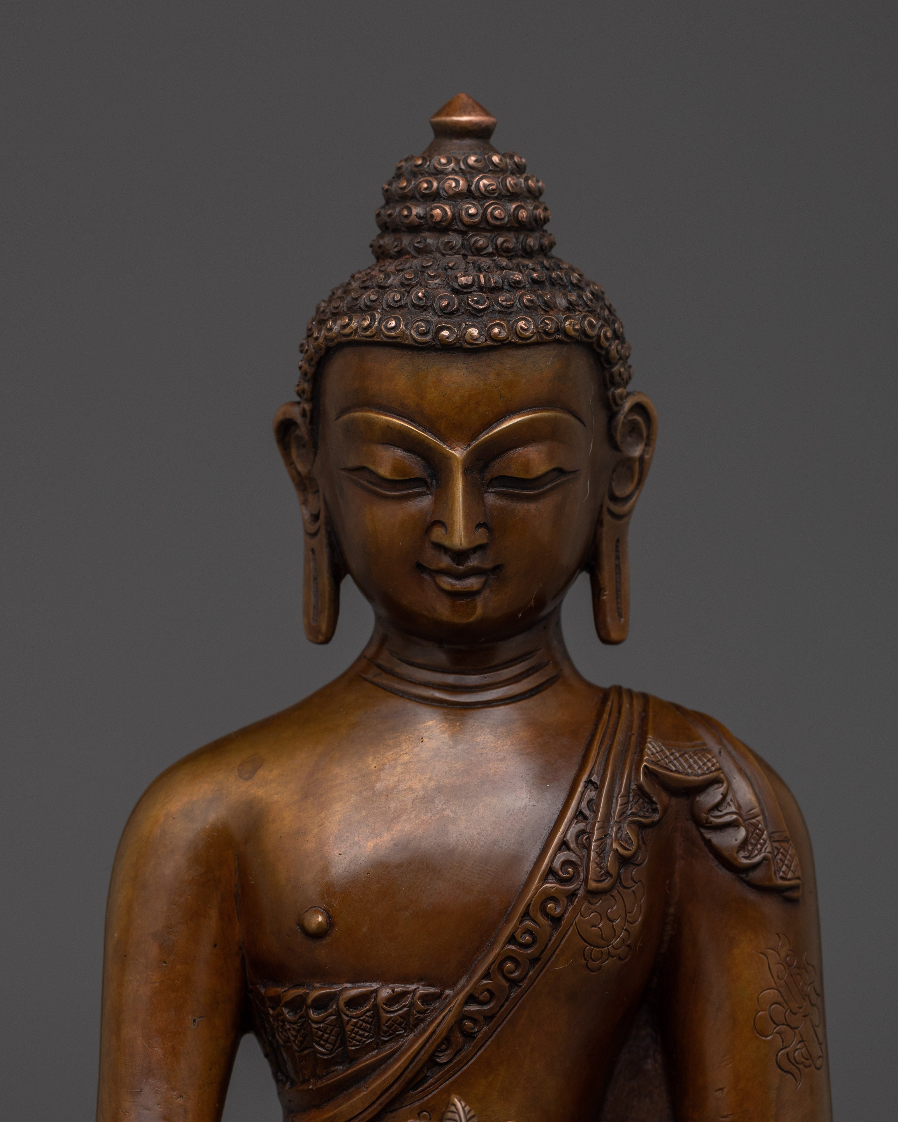 Medicine Buddha in Oxidized Copper | Tibetan Healing Deity Sculpture for Meditation