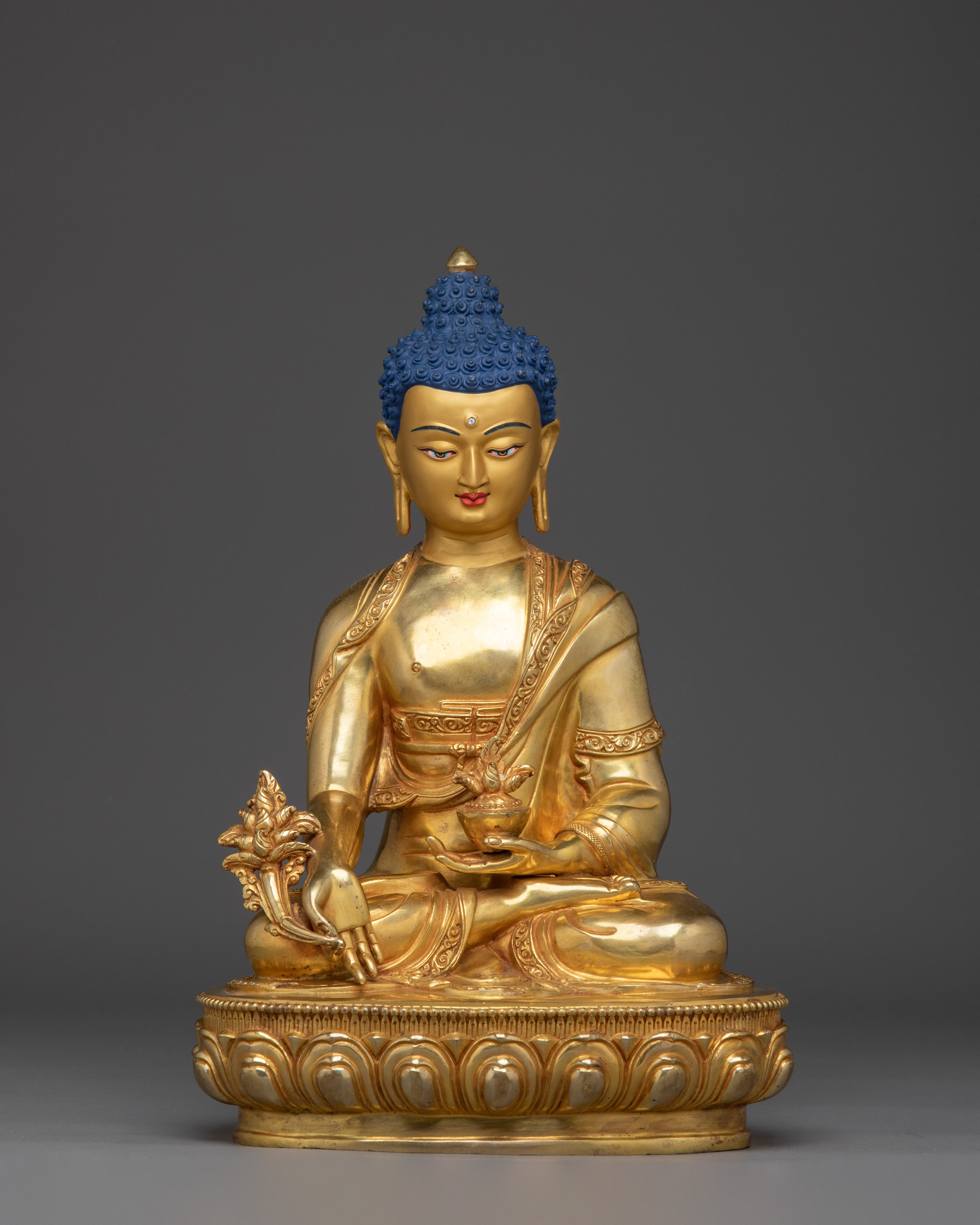 Traditional Buddhist Medicine Buddha Statue | Symbolizing healing and longevity