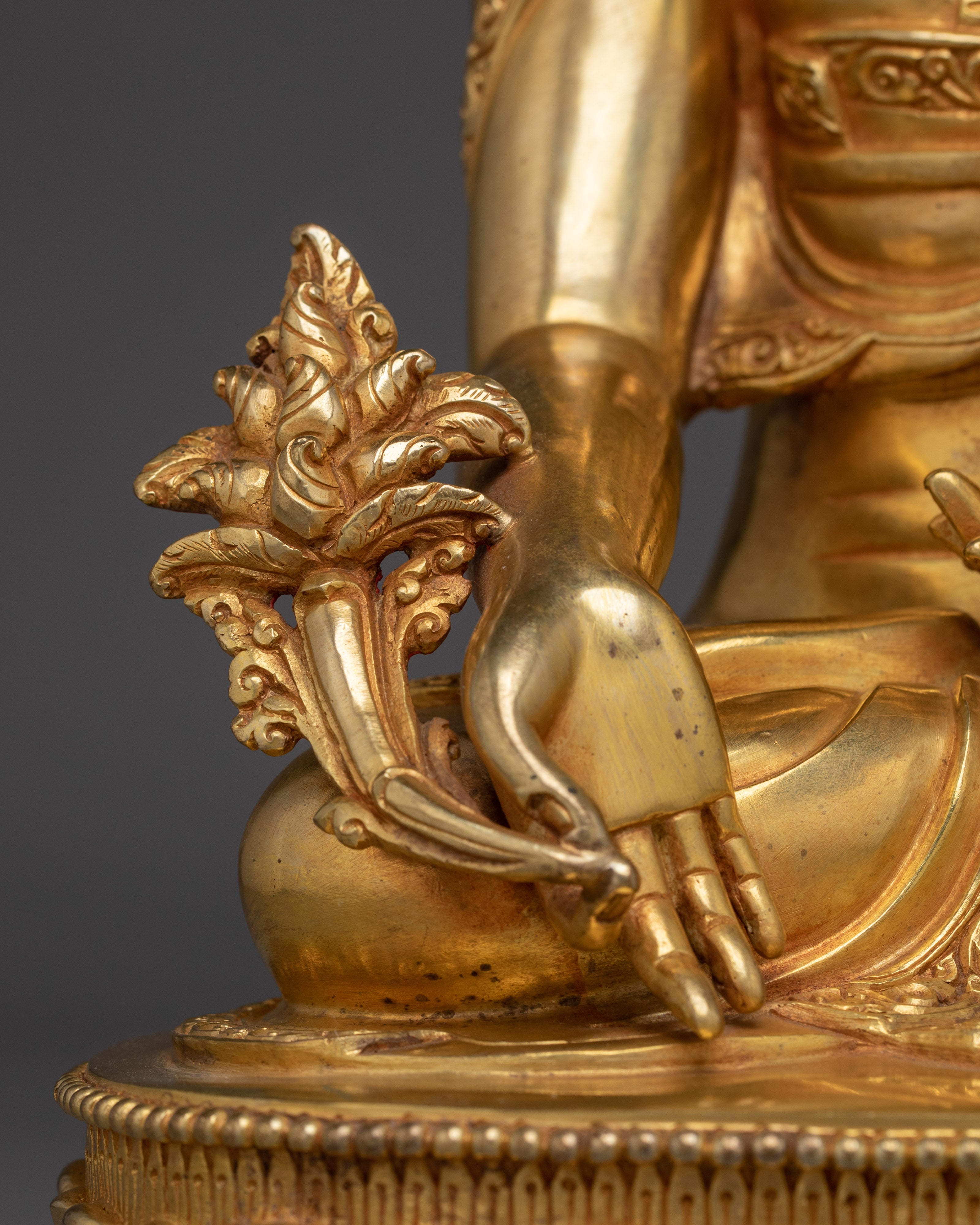 Traditional Buddhist Medicine Buddha Statue | Symbolizing healing and longevity