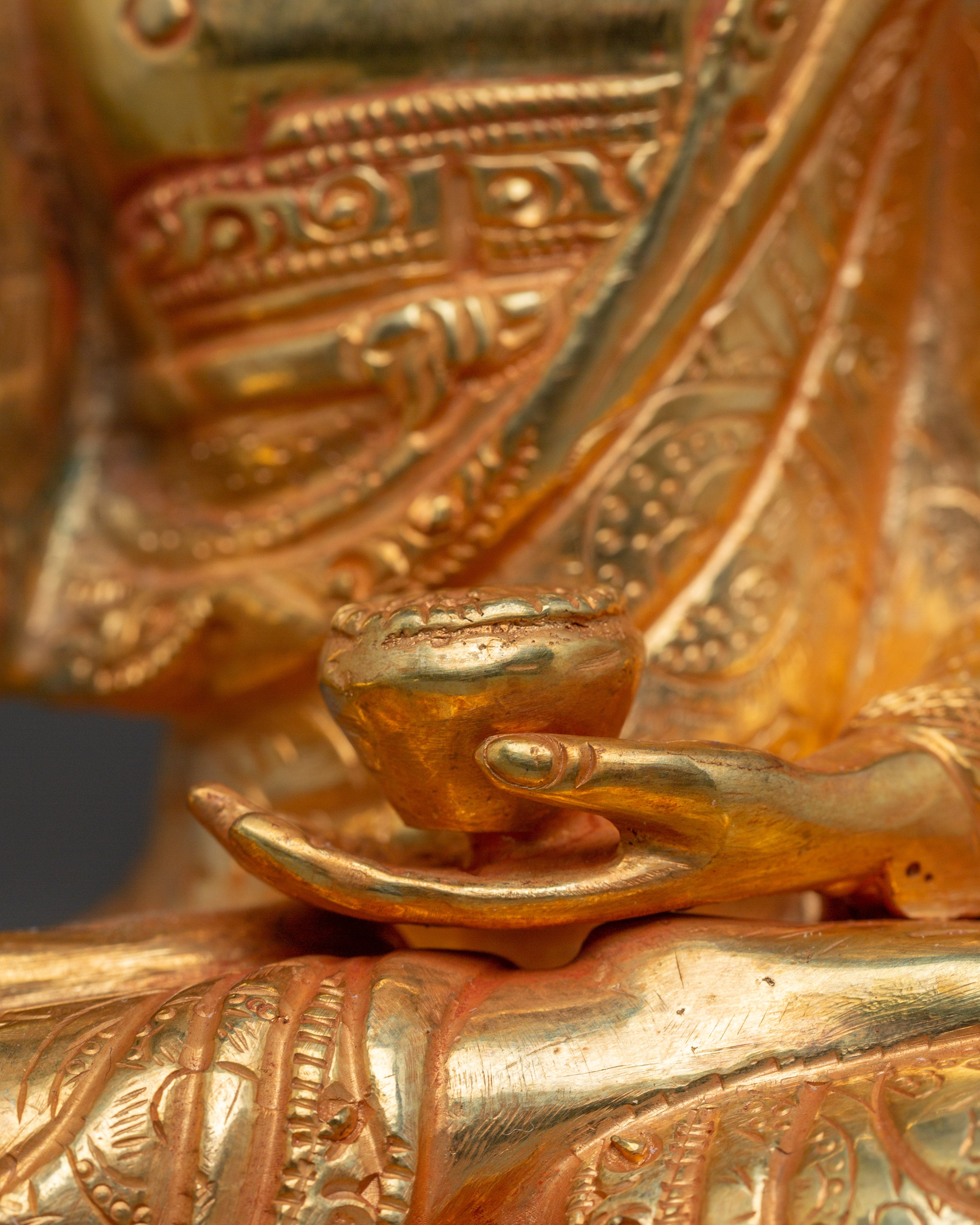 Spiritual Statue of Shakyamuni Buddha | Enlightenment Symbol