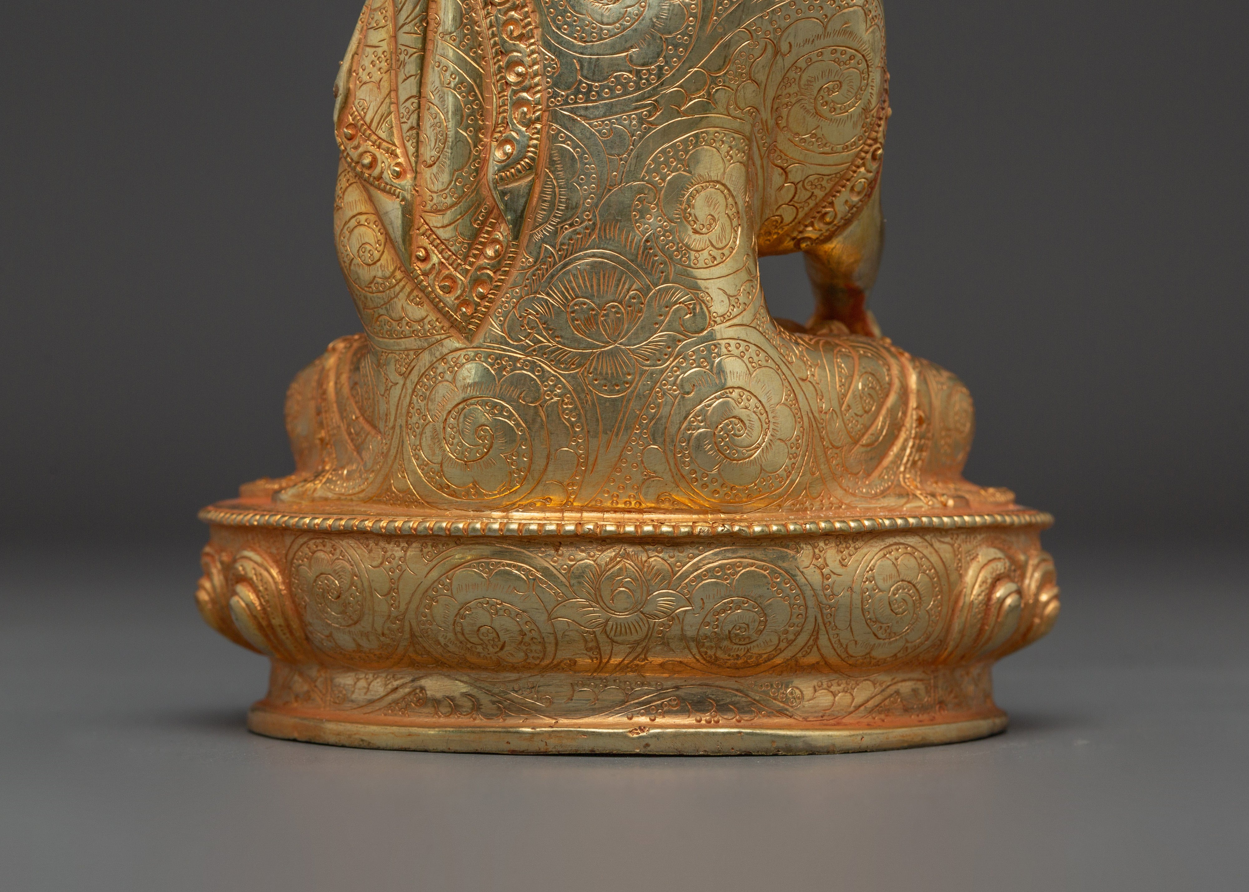 Spiritual Statue of Shakyamuni Buddha | Enlightenment Symbol