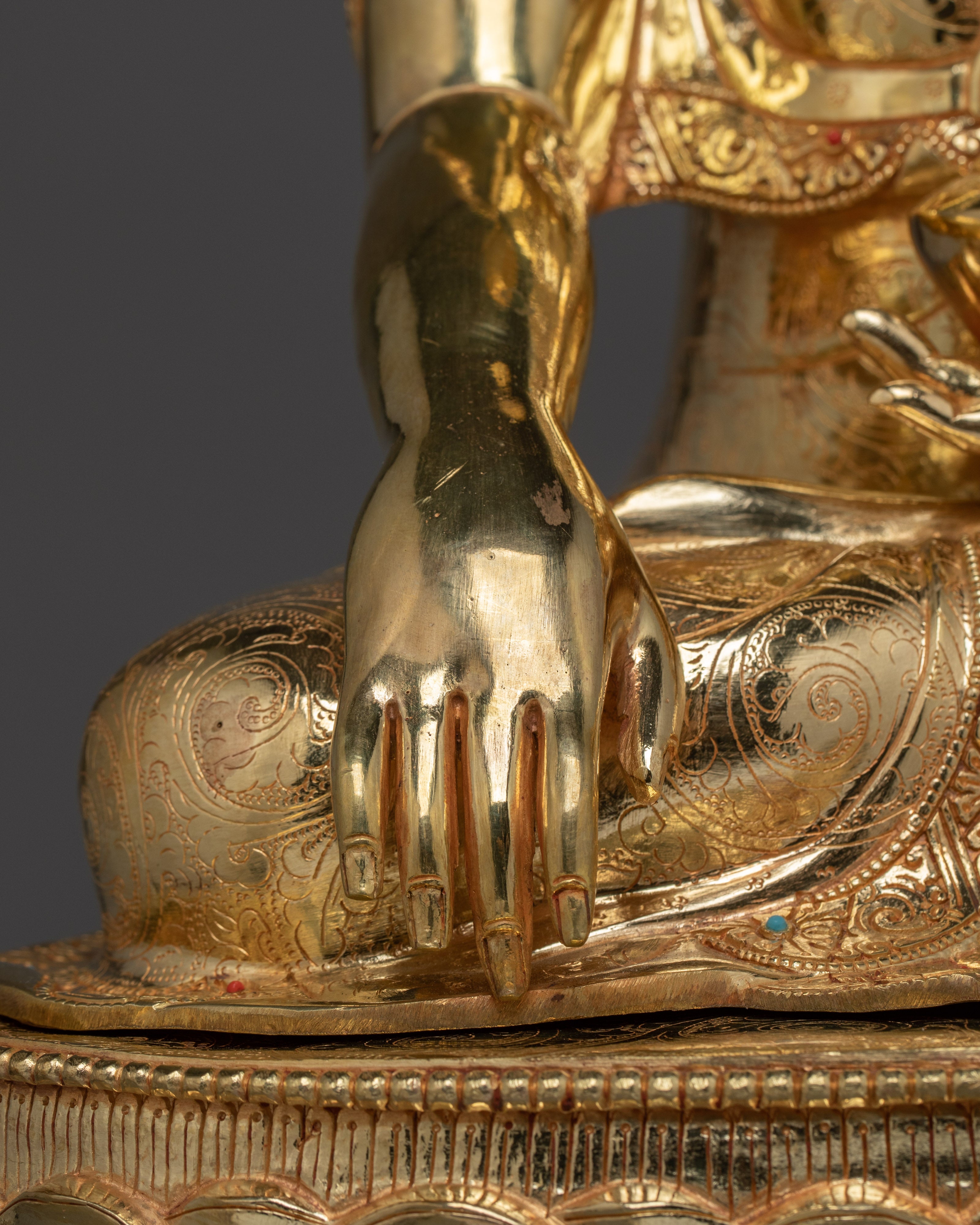 Serene Shakyamuni Buddha Artwork | Enlightenment Symbol Gautama Buddha