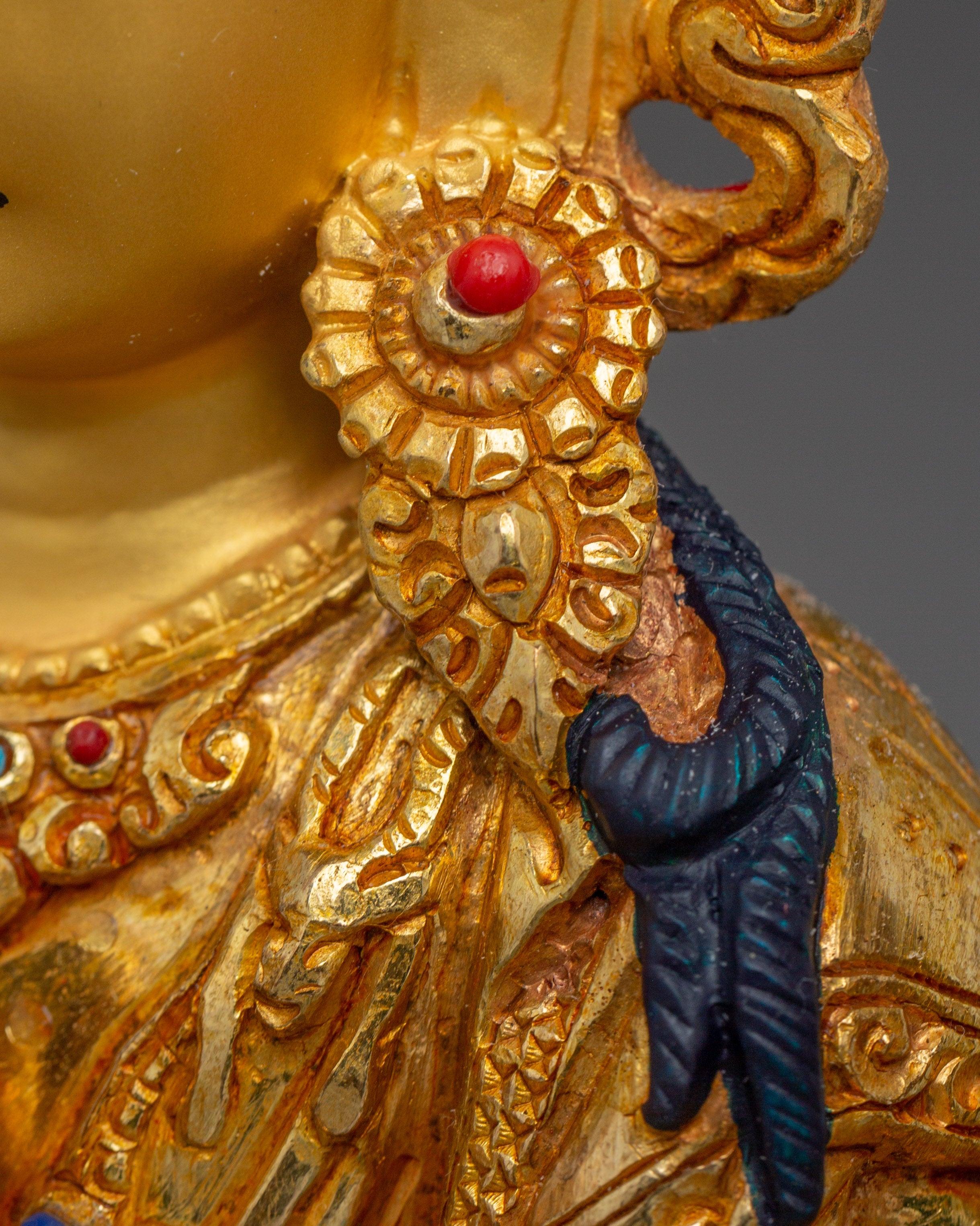 Bodhisattva of Kindness Chenrezig Figurine | Avalokiteshvara Artwork