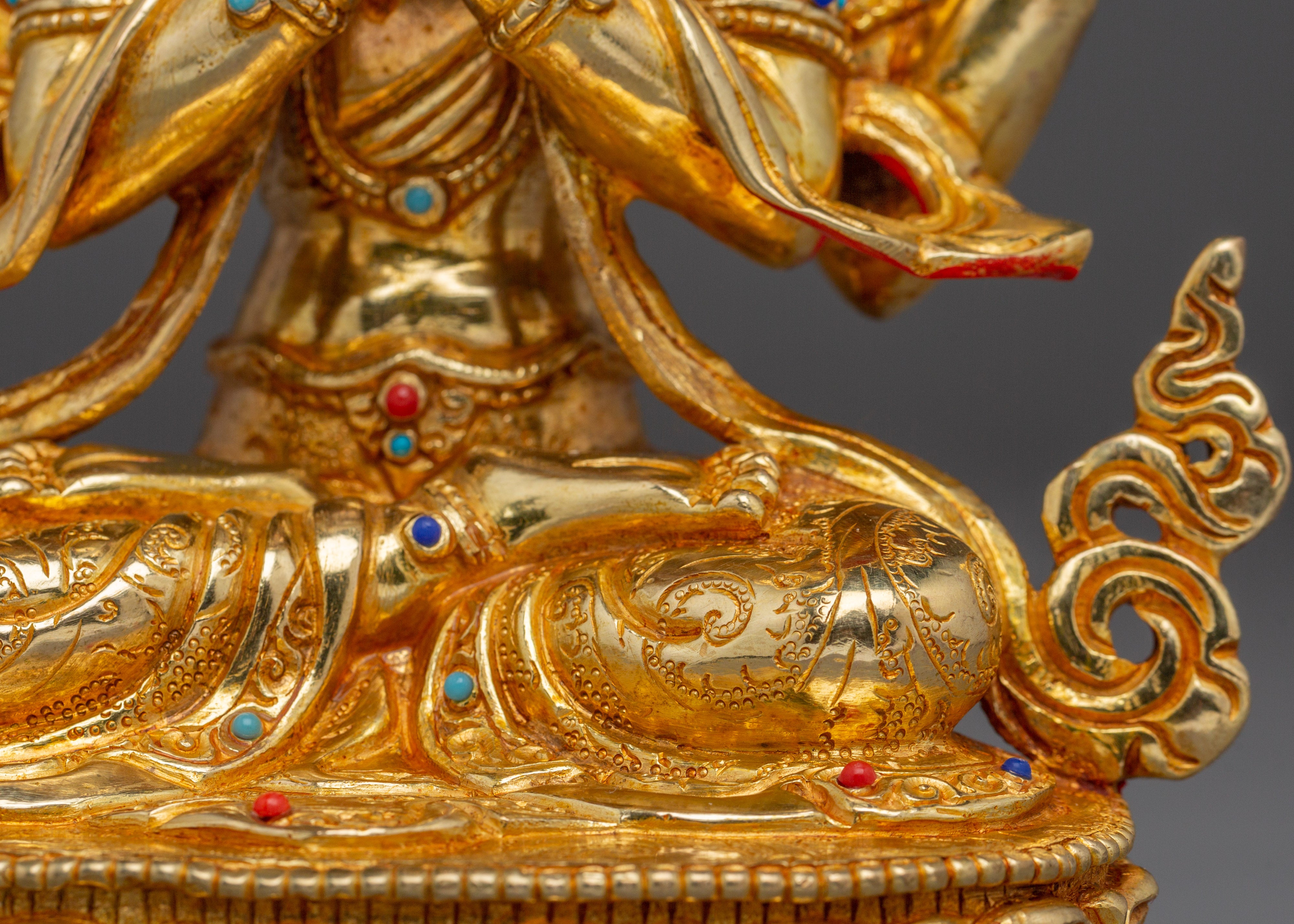 Bodhisattva of Kindness Chenrezig Figurine | Avalokiteshvara Artwork