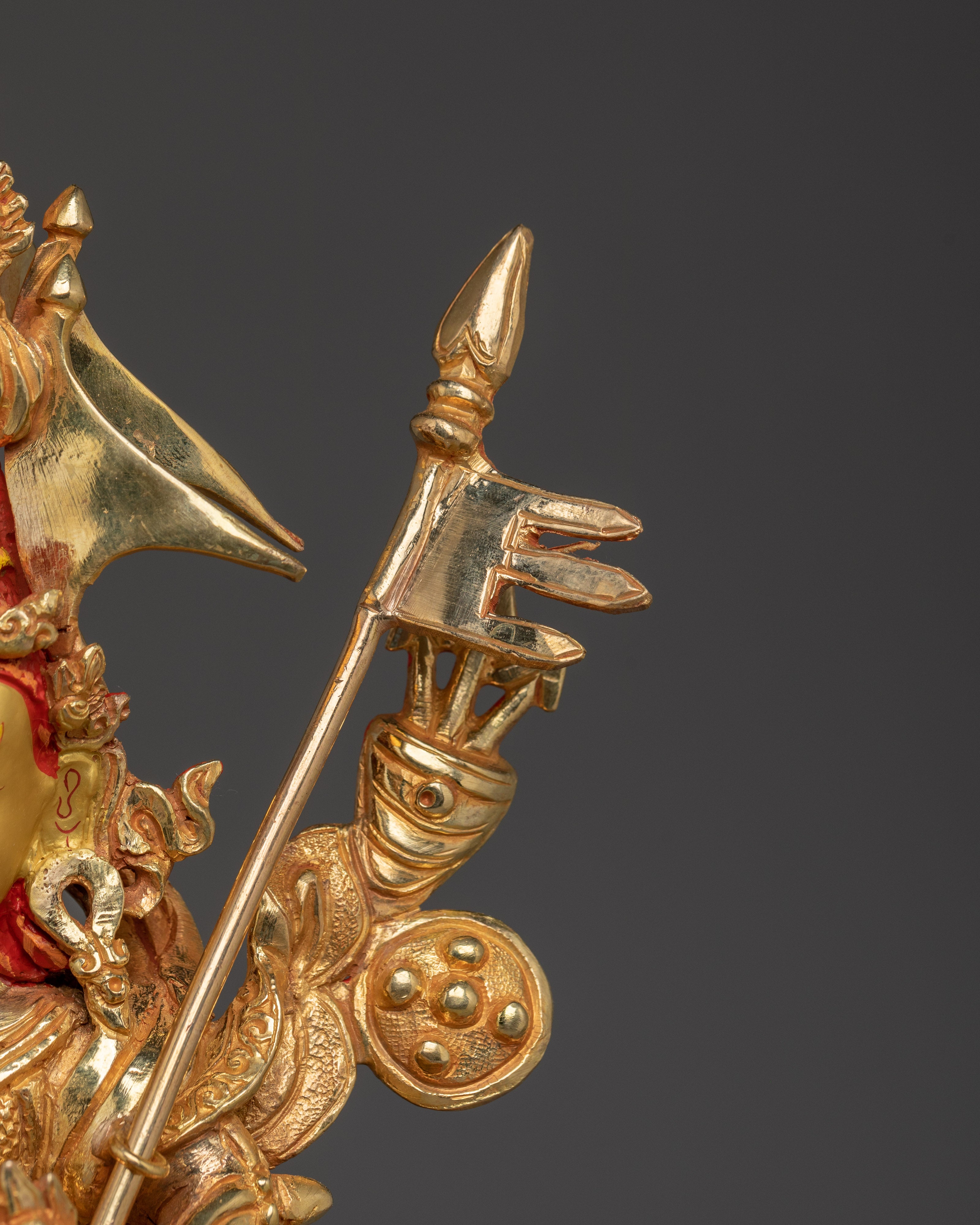 King Gesar Statue for Spiritual Strength | Tibetan Warrior King Sculpture