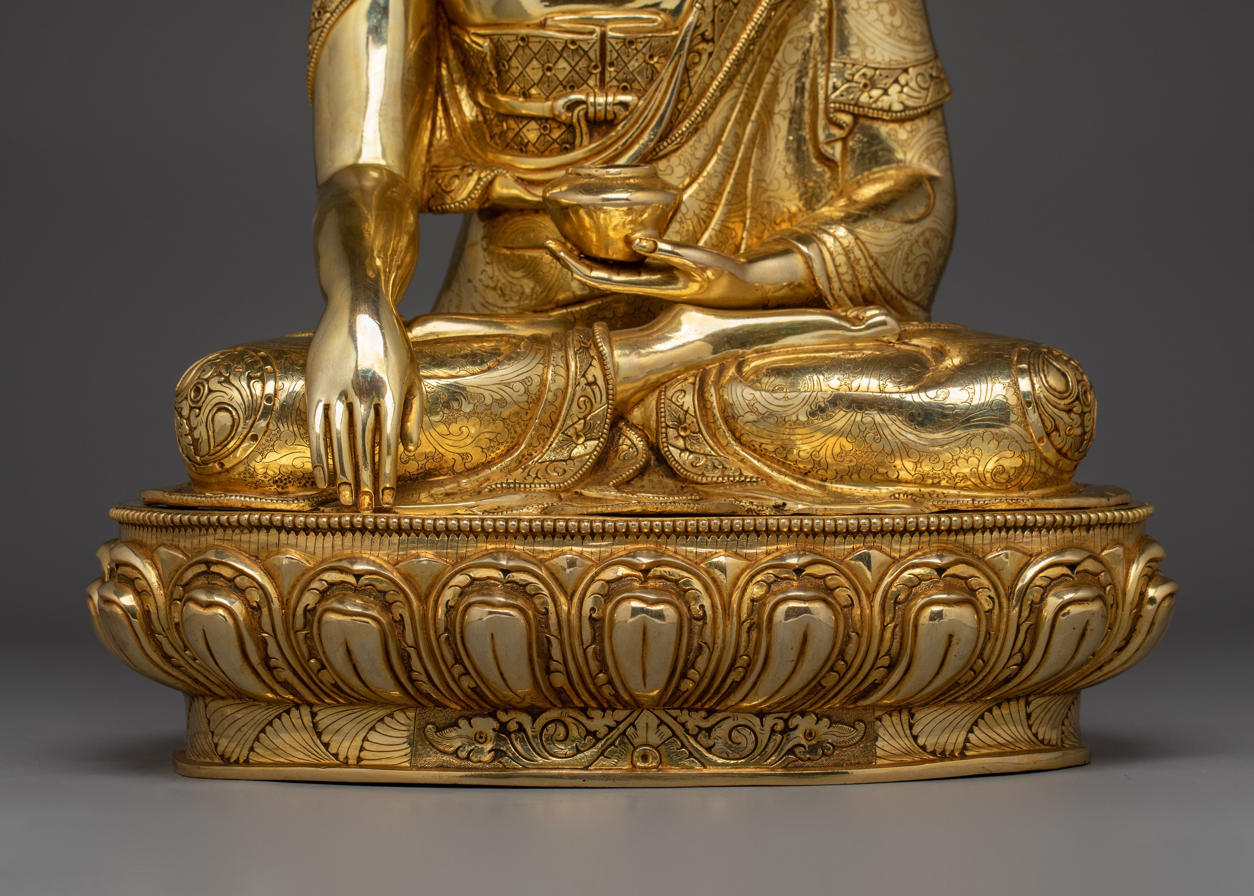 Shakyamuni Buddha Spiritual Peaceful Statue | Dharma Teacher