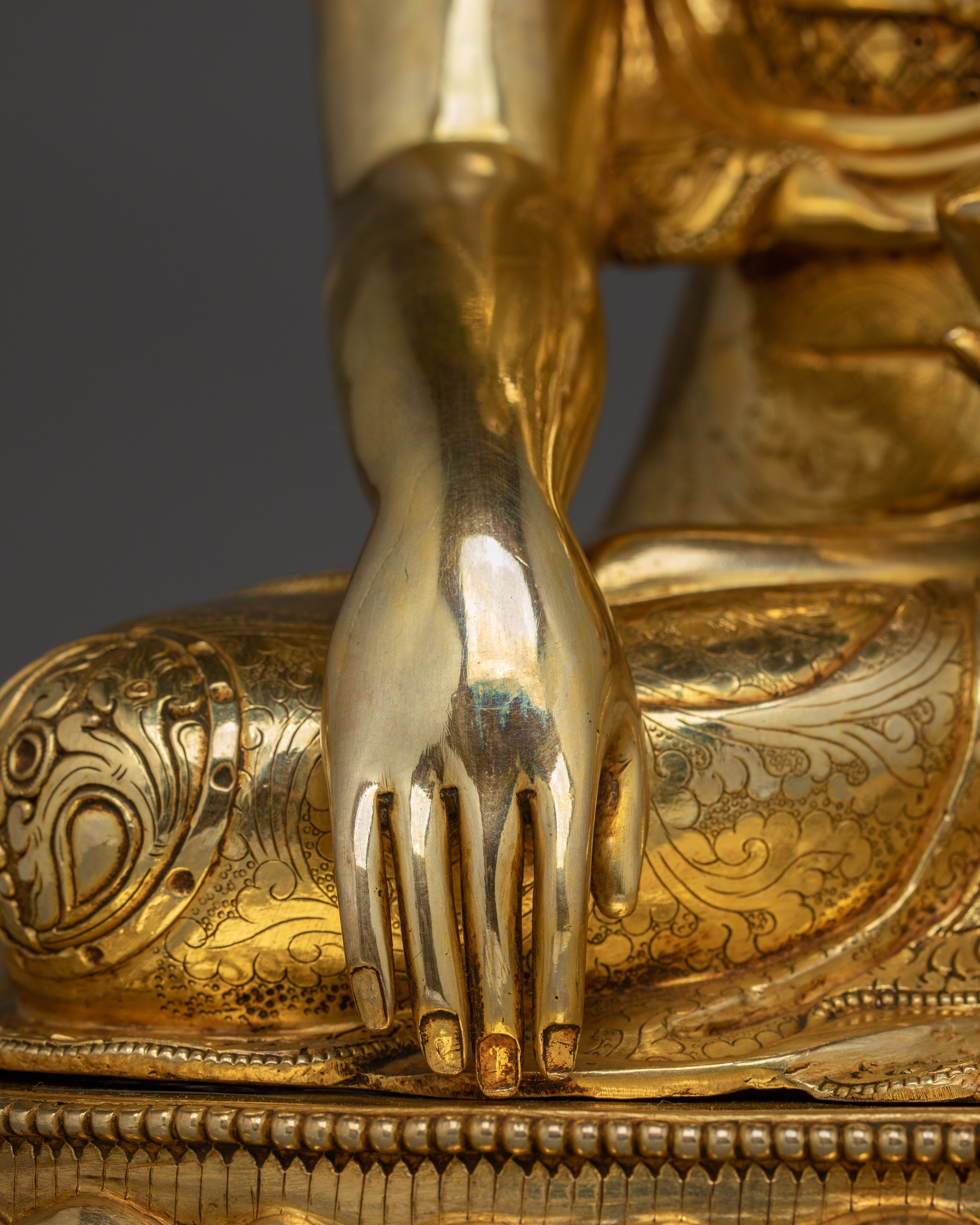 Shakyamuni Buddha Spiritual Peaceful Statue | Dharma Teacher