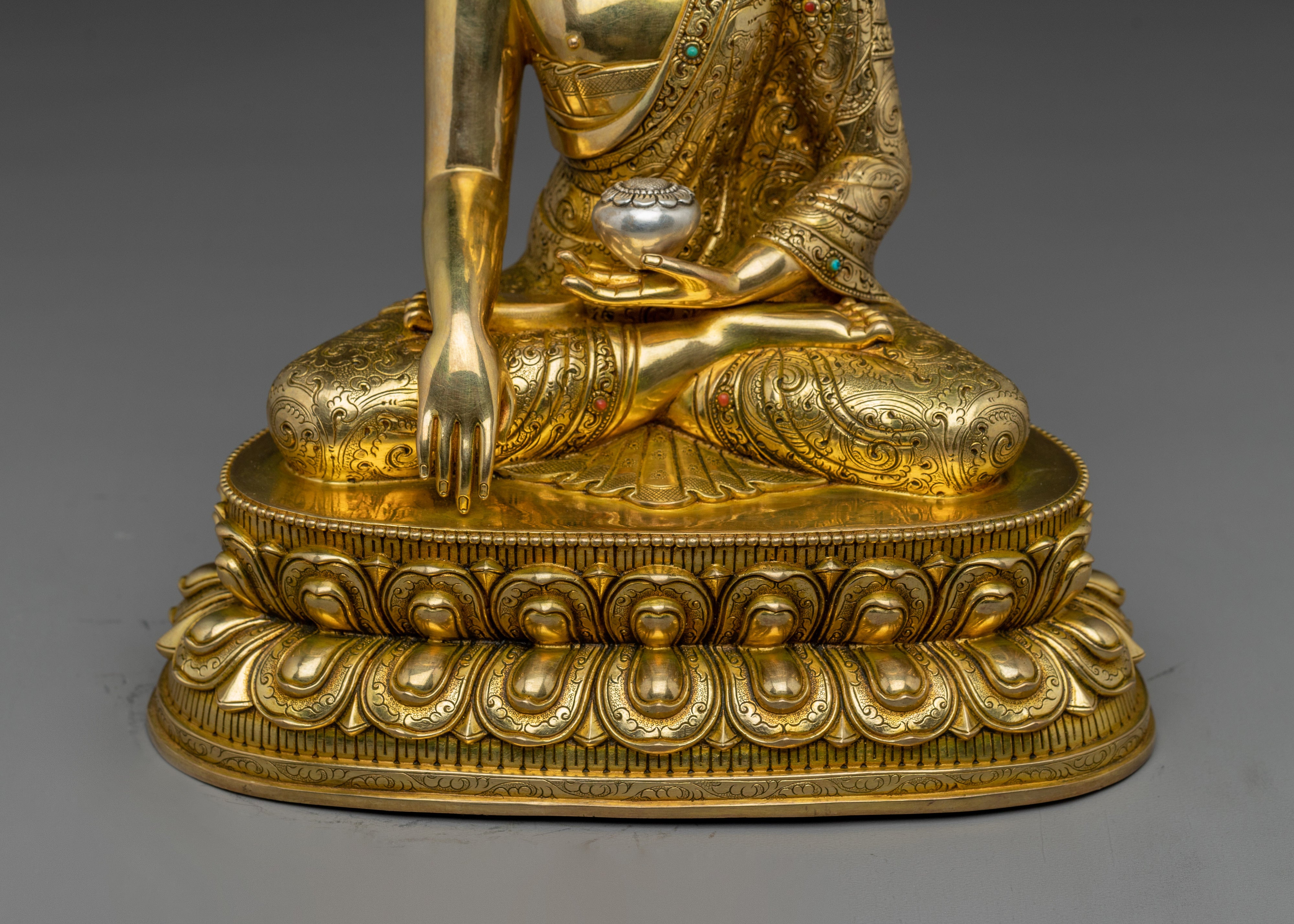 Shakyamuni Buddha Statue in 24K Gold Gilding | Sacred Buddha Sculpture for Meditation