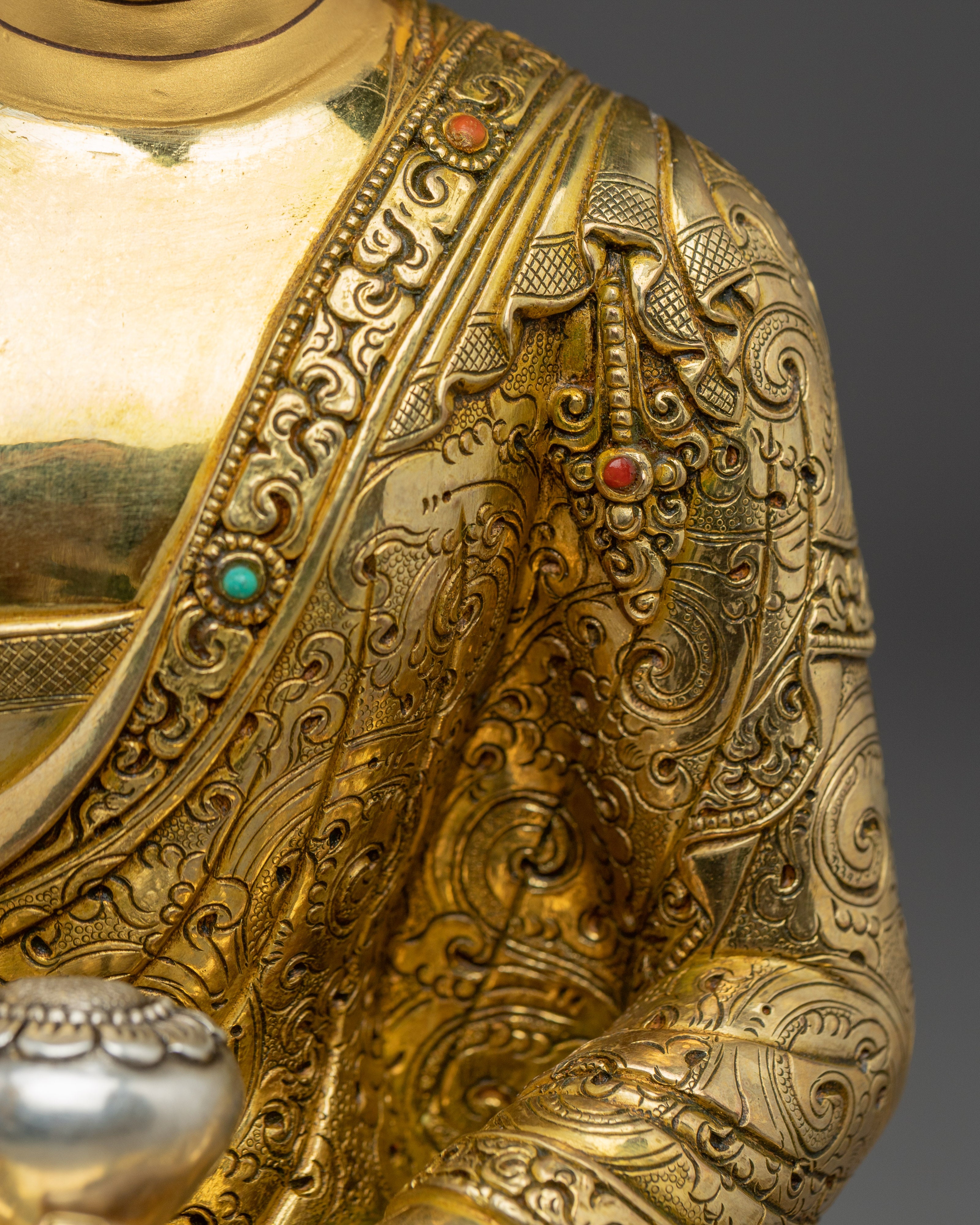 Shakyamuni Buddha Statue in 24K Gold Gilding | Sacred Buddha Sculpture for Meditation