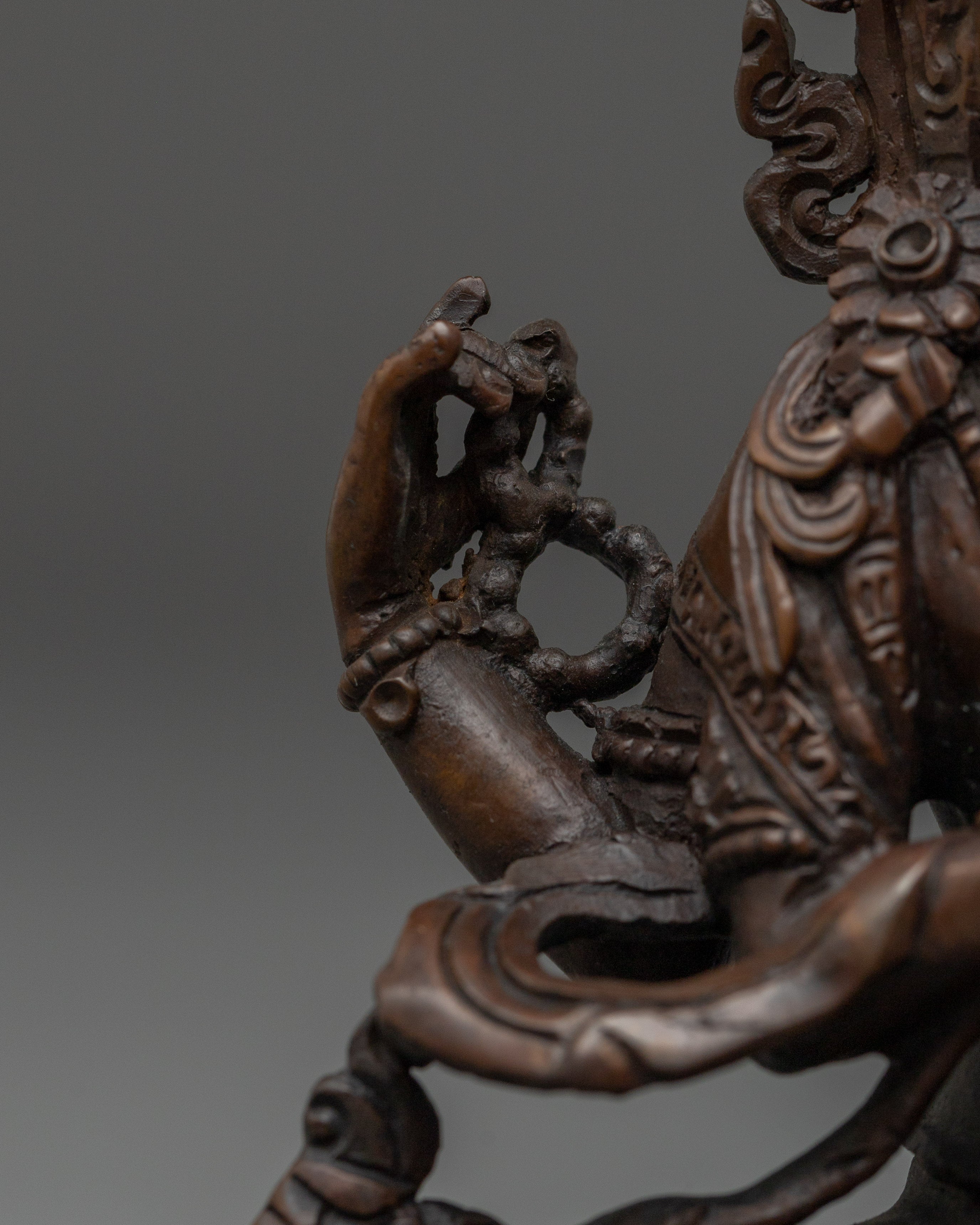 Compassion Bodhisattva Chenrezig Statue | AValokiteshvara Handmade Artwork