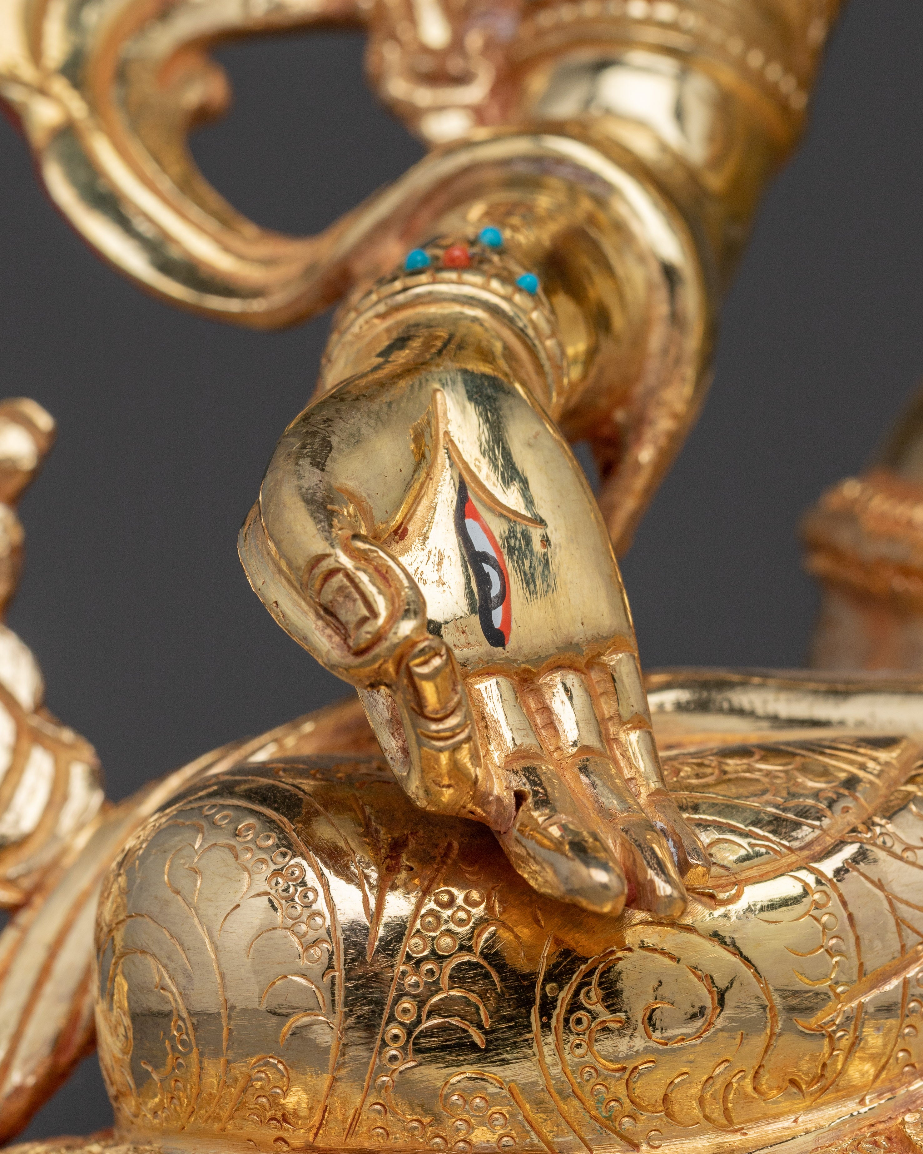 Peaceful Compassion Deity of White Tara | The Bodhisattva of Long Life