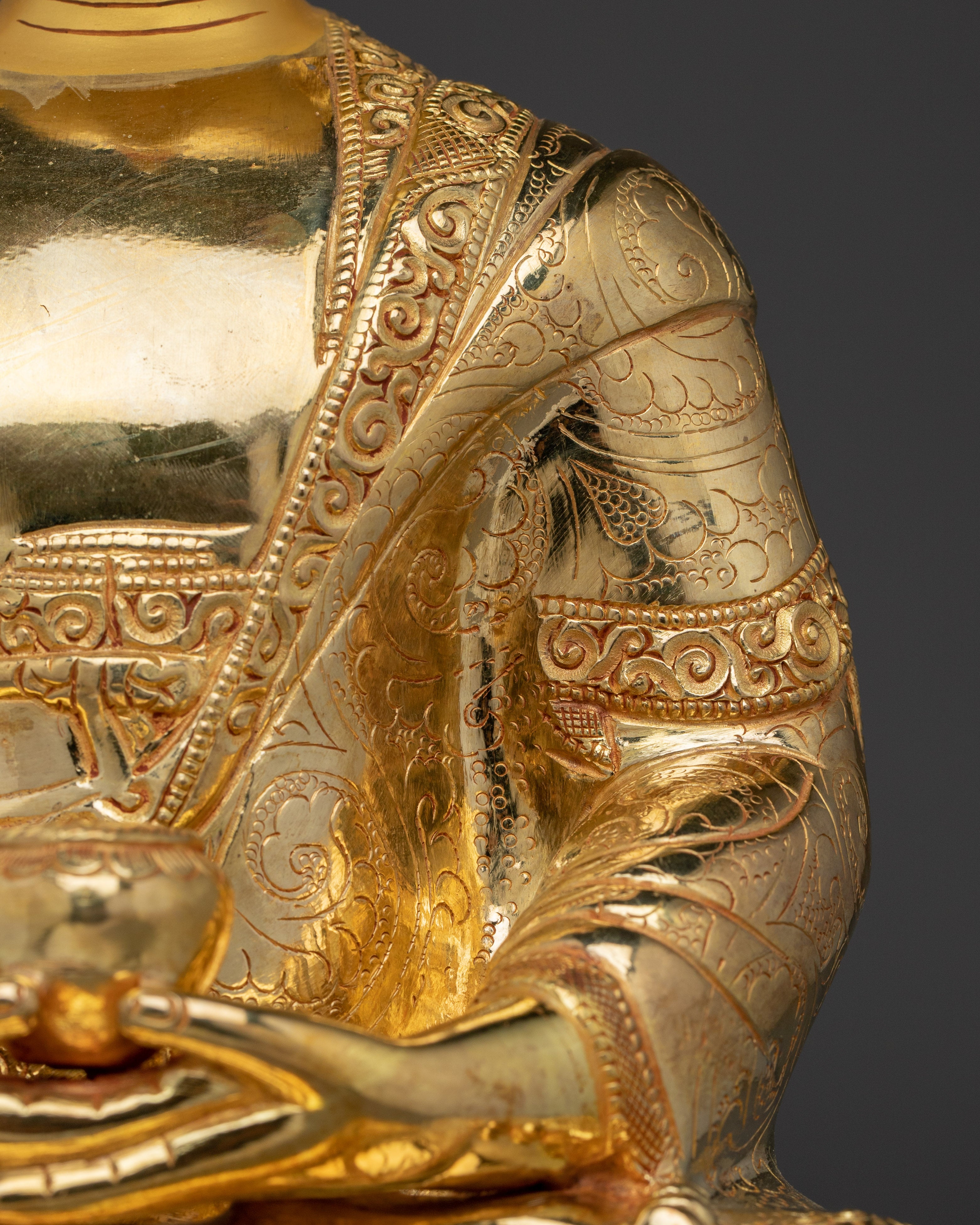 Sukhavati Ruler Amitabha Buddha Figurine | Altar Decor for Meditation