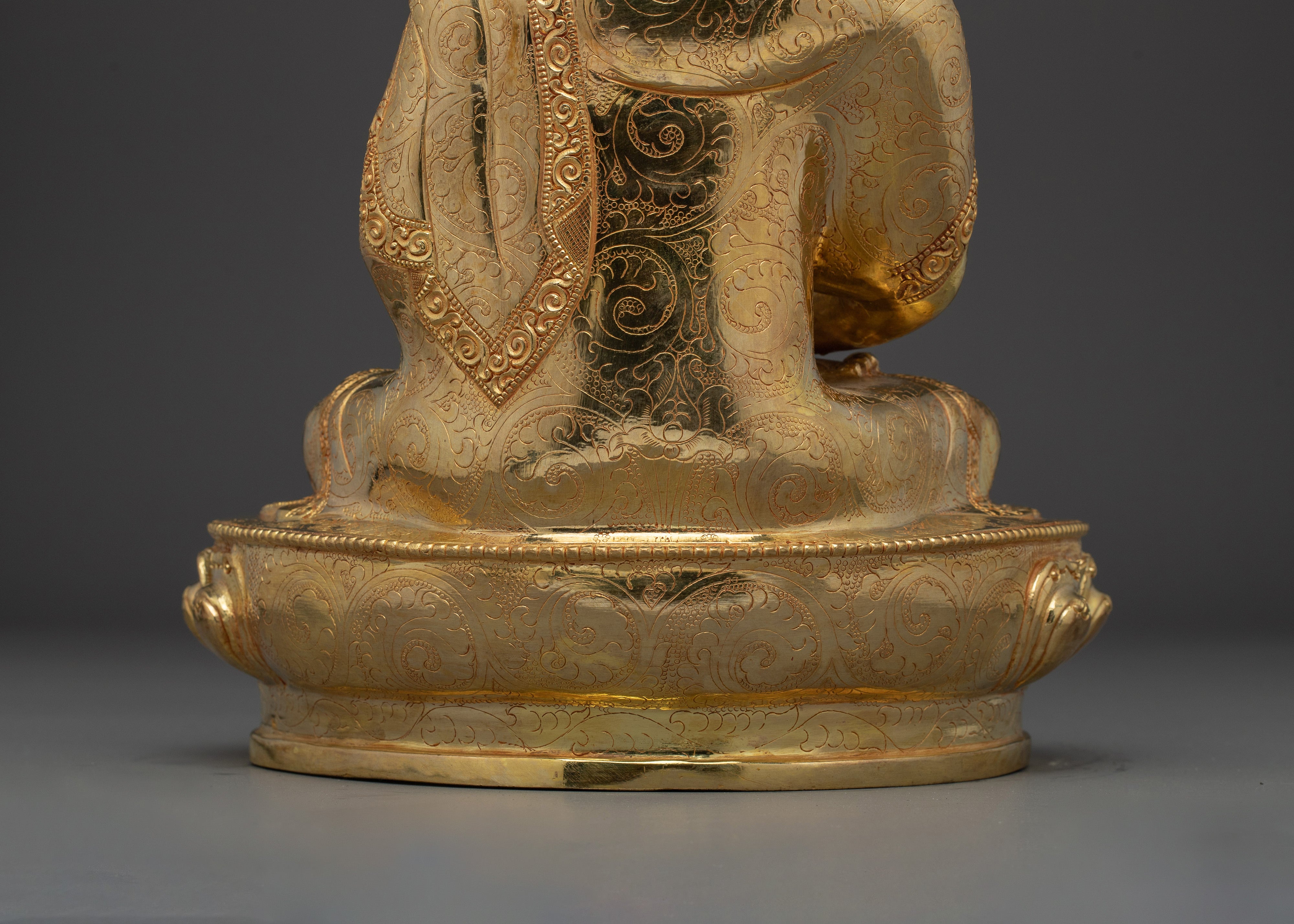 Sukhavati Ruler Amitabha Buddha Figurine | Altar Decor for Meditation