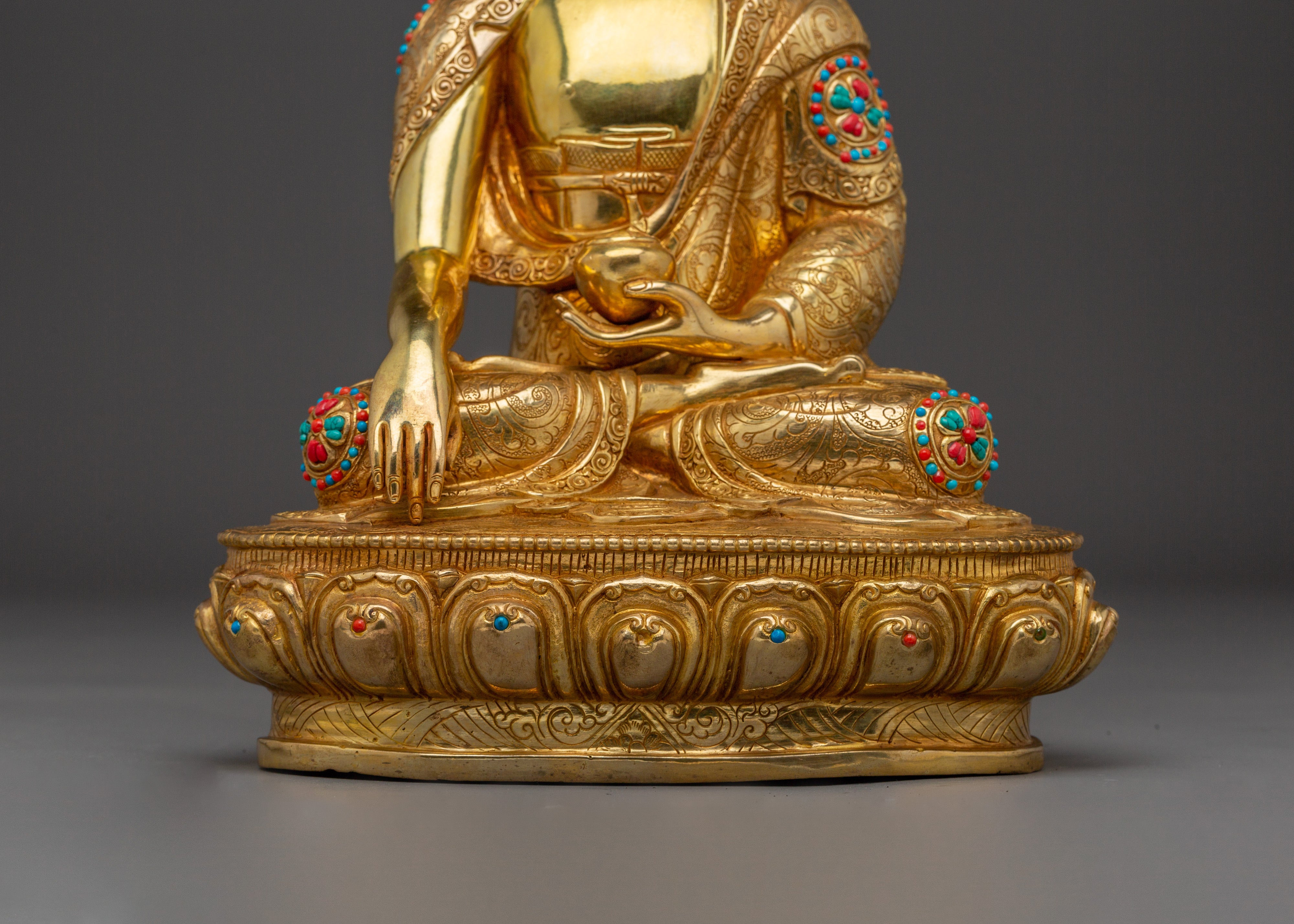 Golden First Buddha Shakyamuni | Founder of the Buddhist Religion