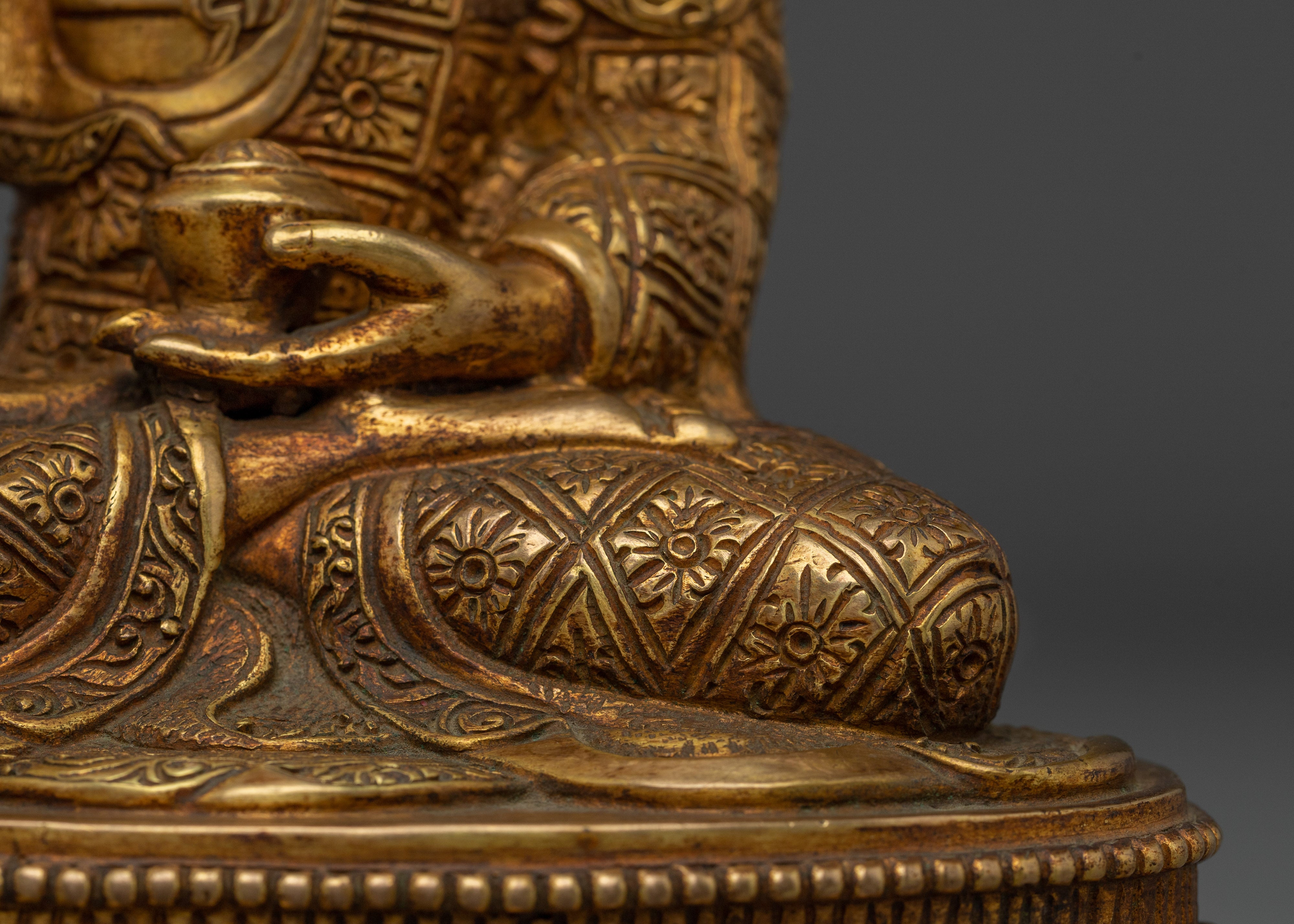 Traditional Shakyamuni Buddha Art | Enlightenment Symbol