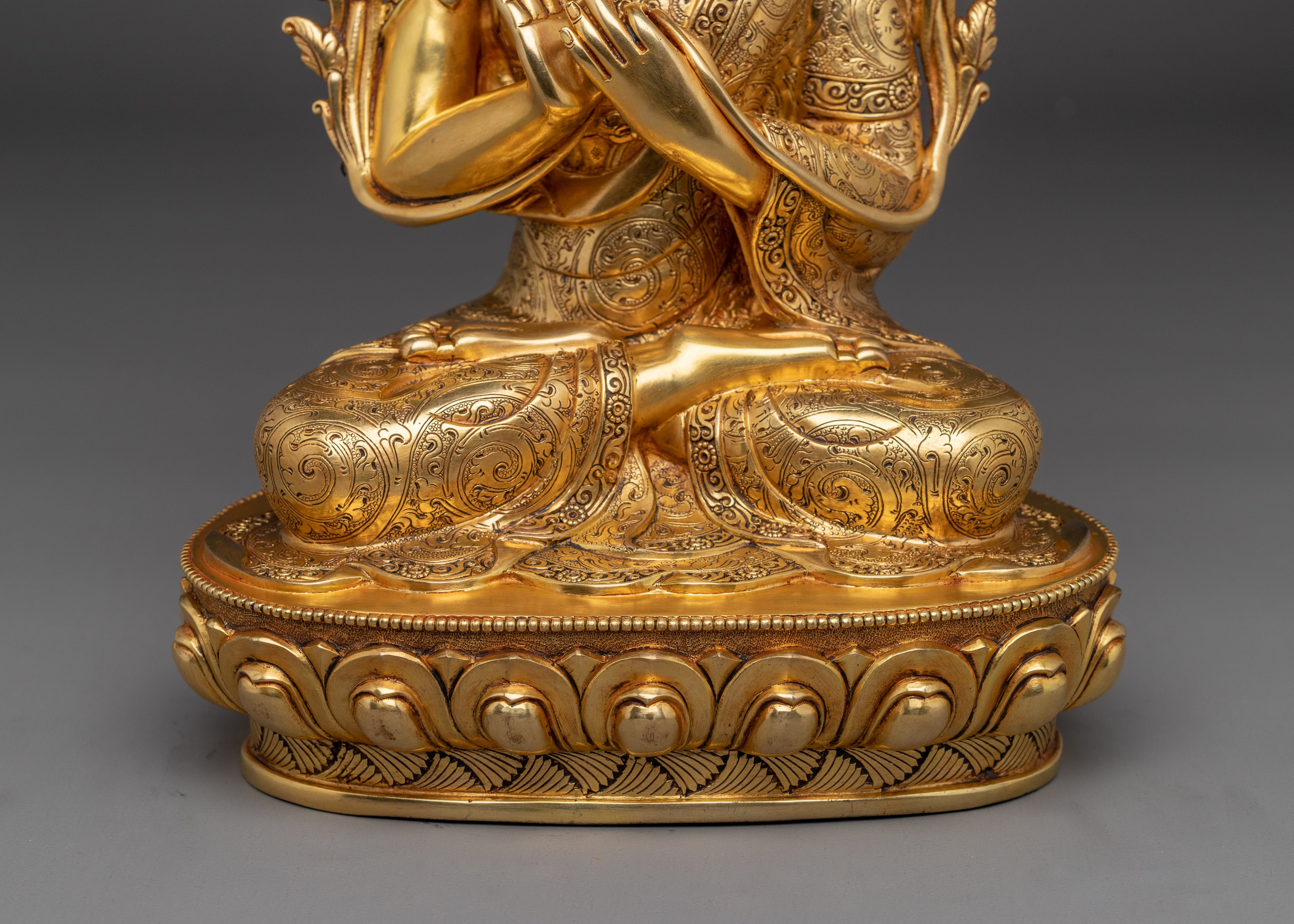 Tshongkhapa Statue | Great Philosopher and Yogi