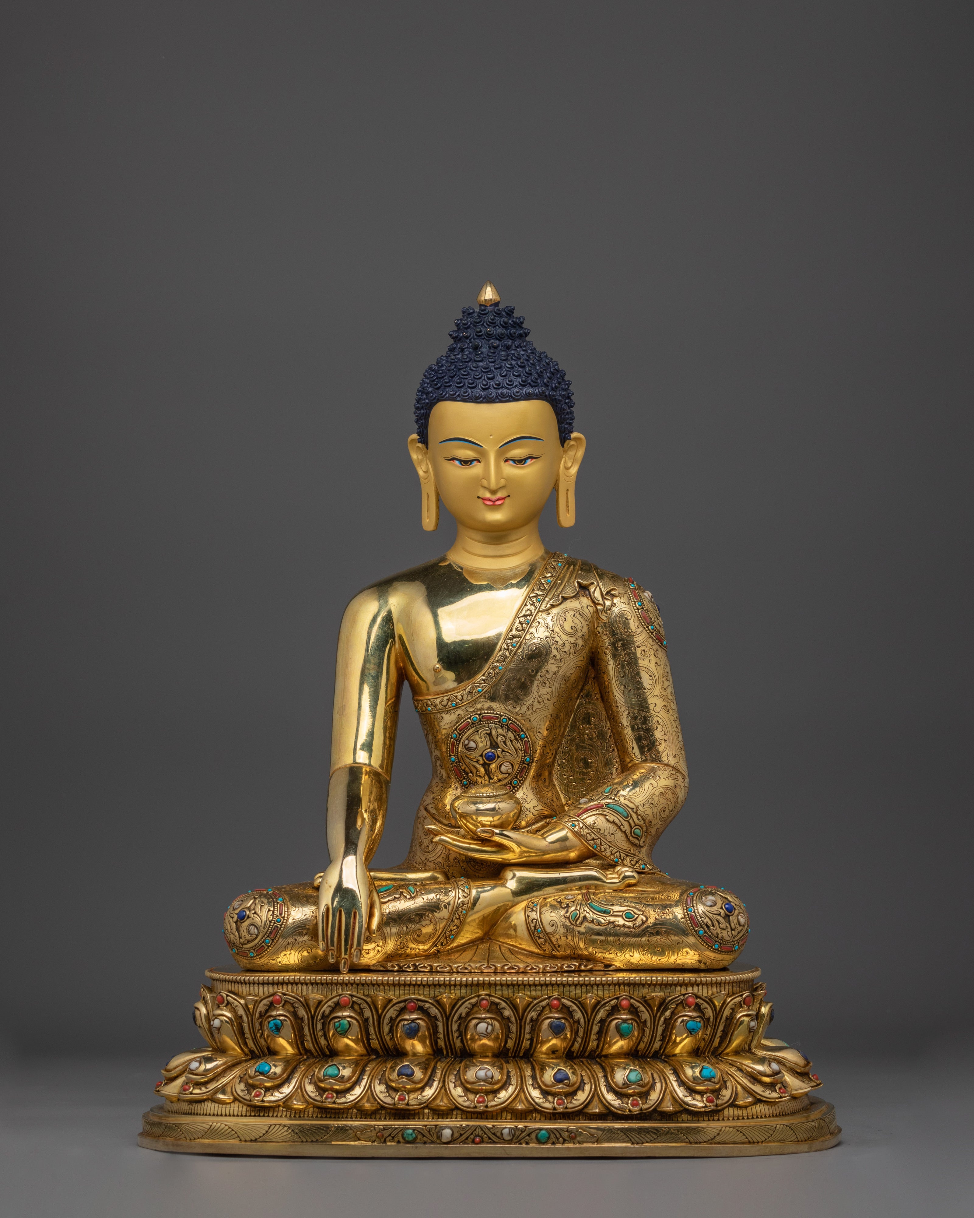 Golden Traditional Shakyamuni Buddha Sculpture | Enlightenment Symbol
