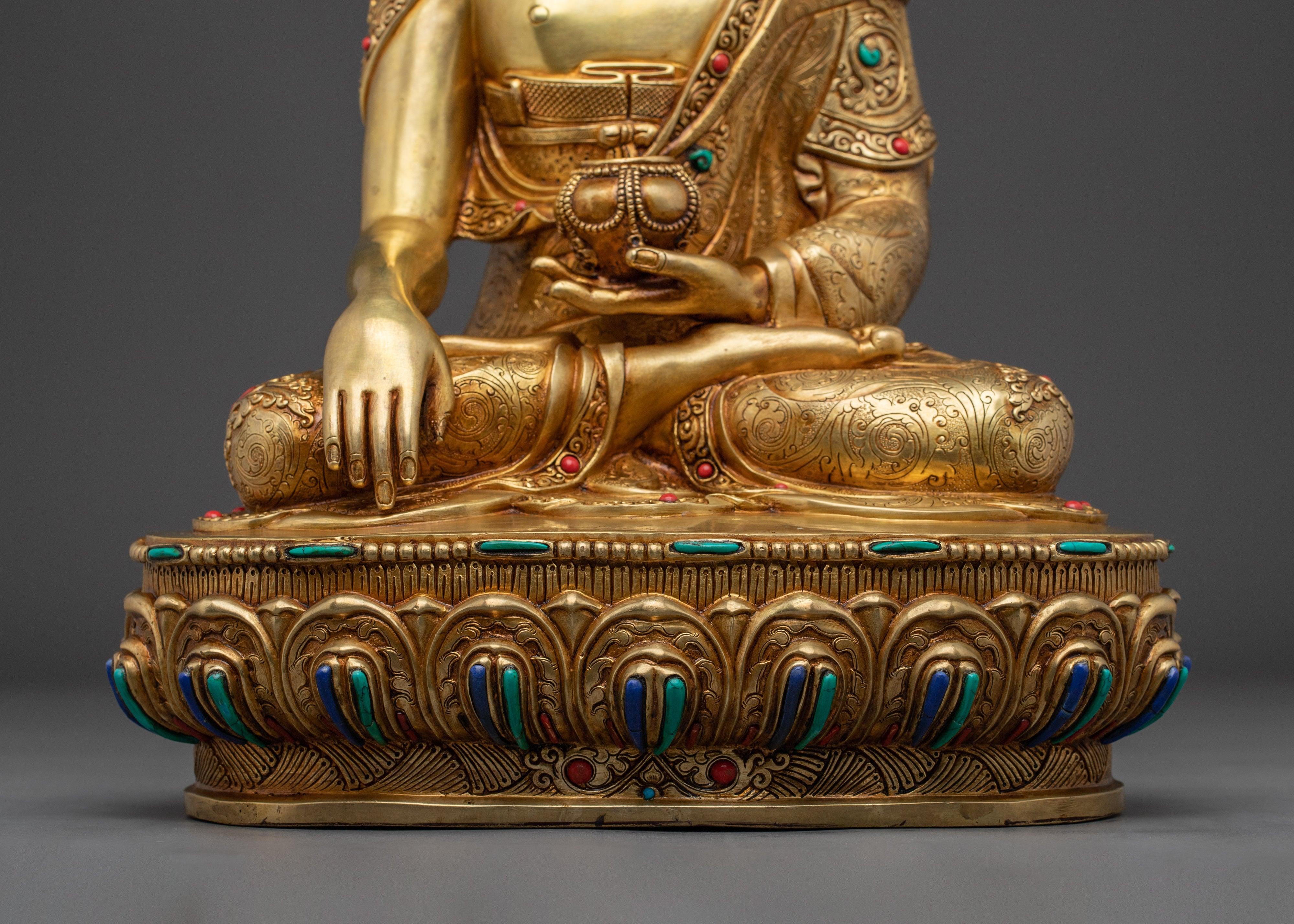Handcrafted Golden Shakyamuni Buddha Artwork | Symbol of Enlightenment
