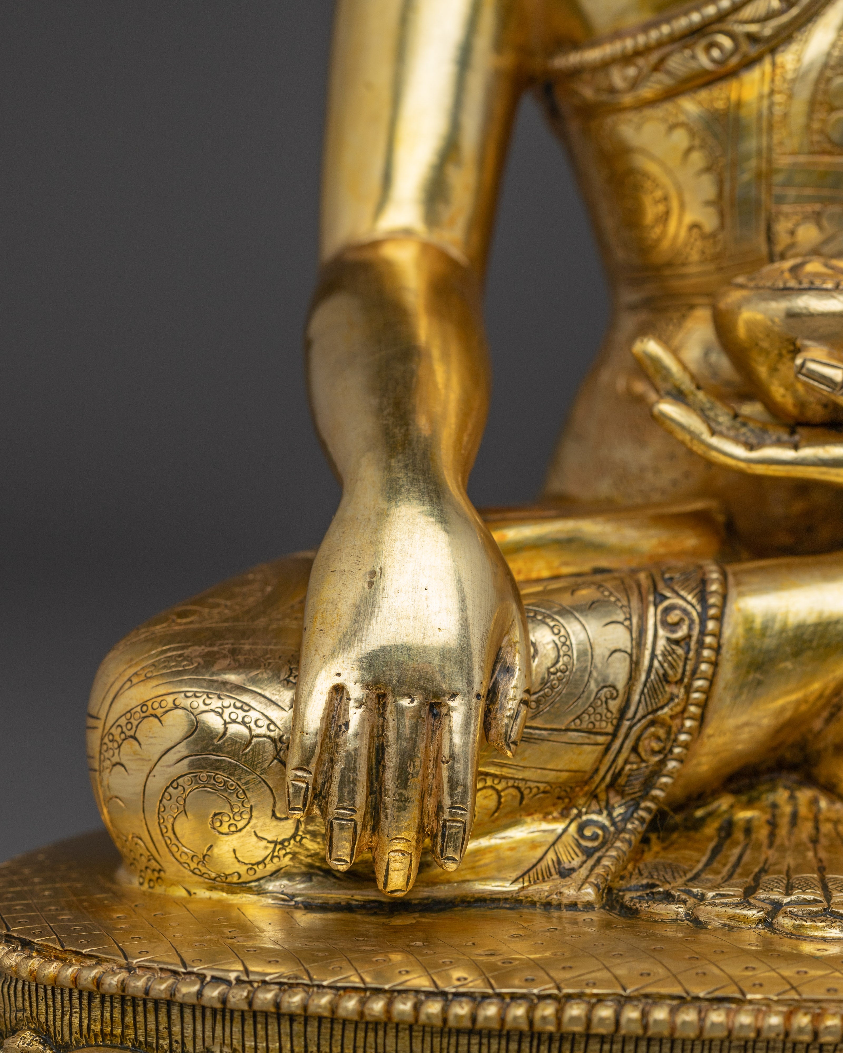 Handcrafted Copper Artwork Shakyamuni Buddha Statue | Perfect for Meditation