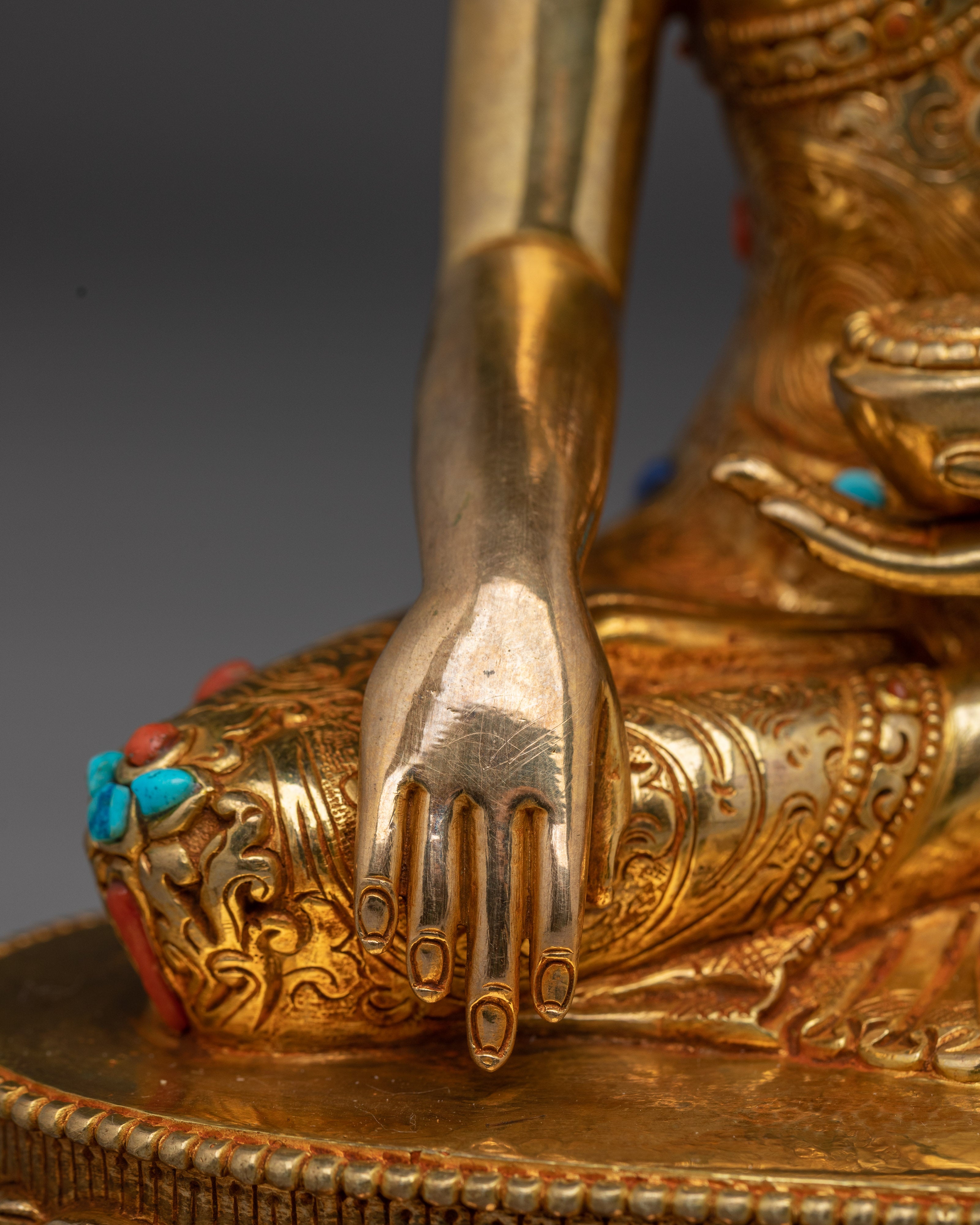 Gautama Buddha Serene Artwork | Shakyamuni Buddha Statue