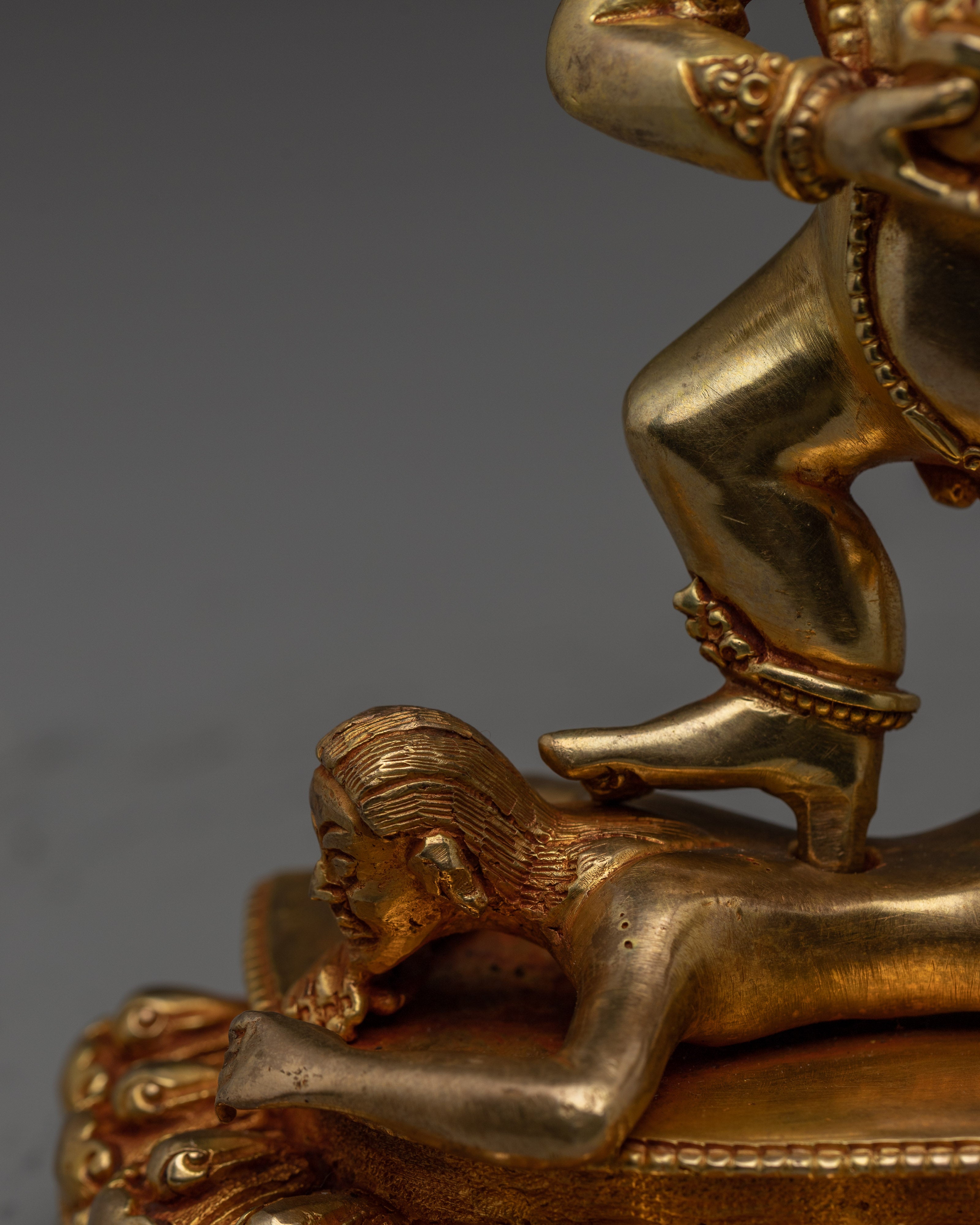 Buddhist Wealth Deity Black Dzambhala Statue | Guardian of the Wealth