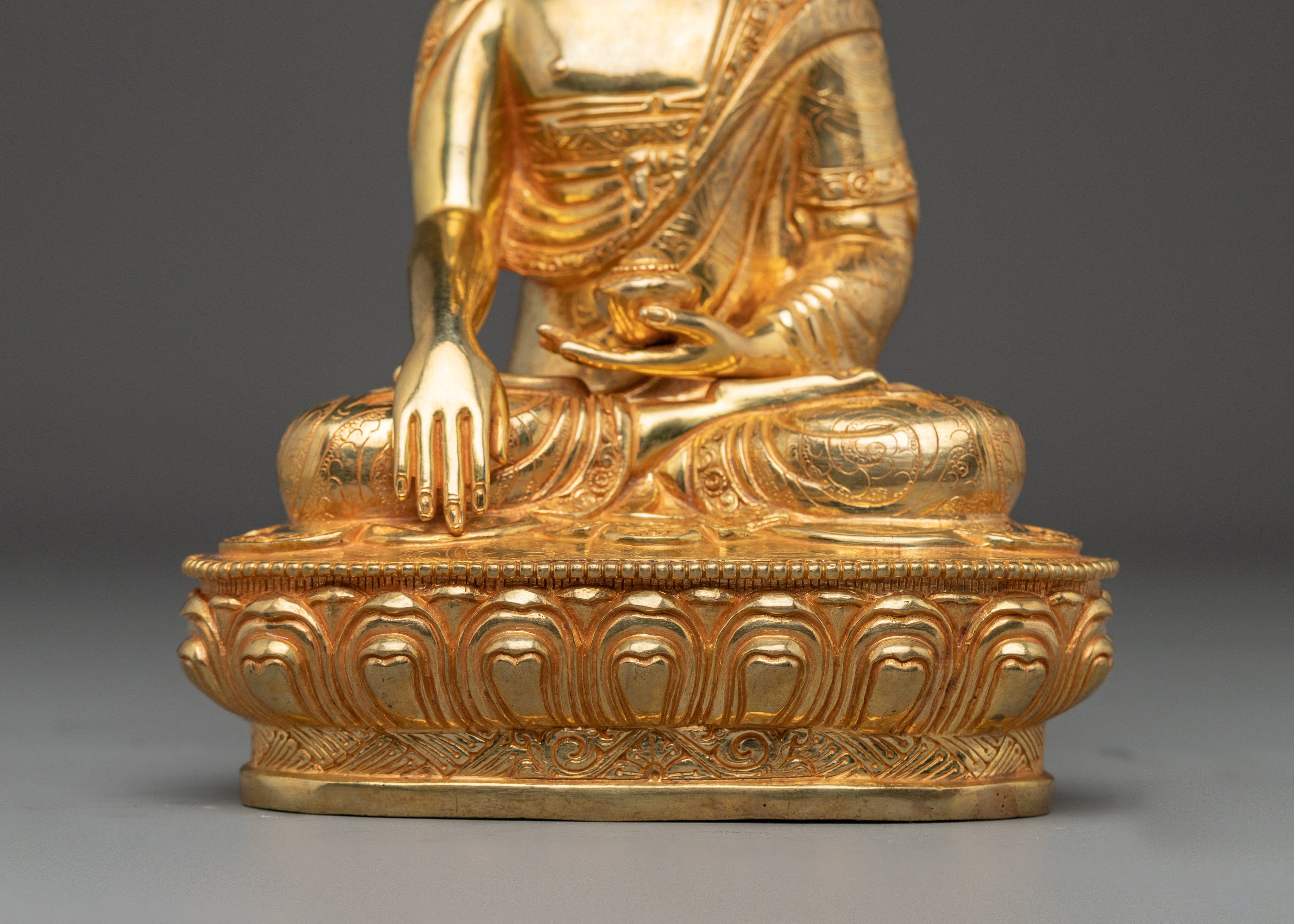 Mindfulness Altar of Shakyamuni Buddha | Historical Buddha