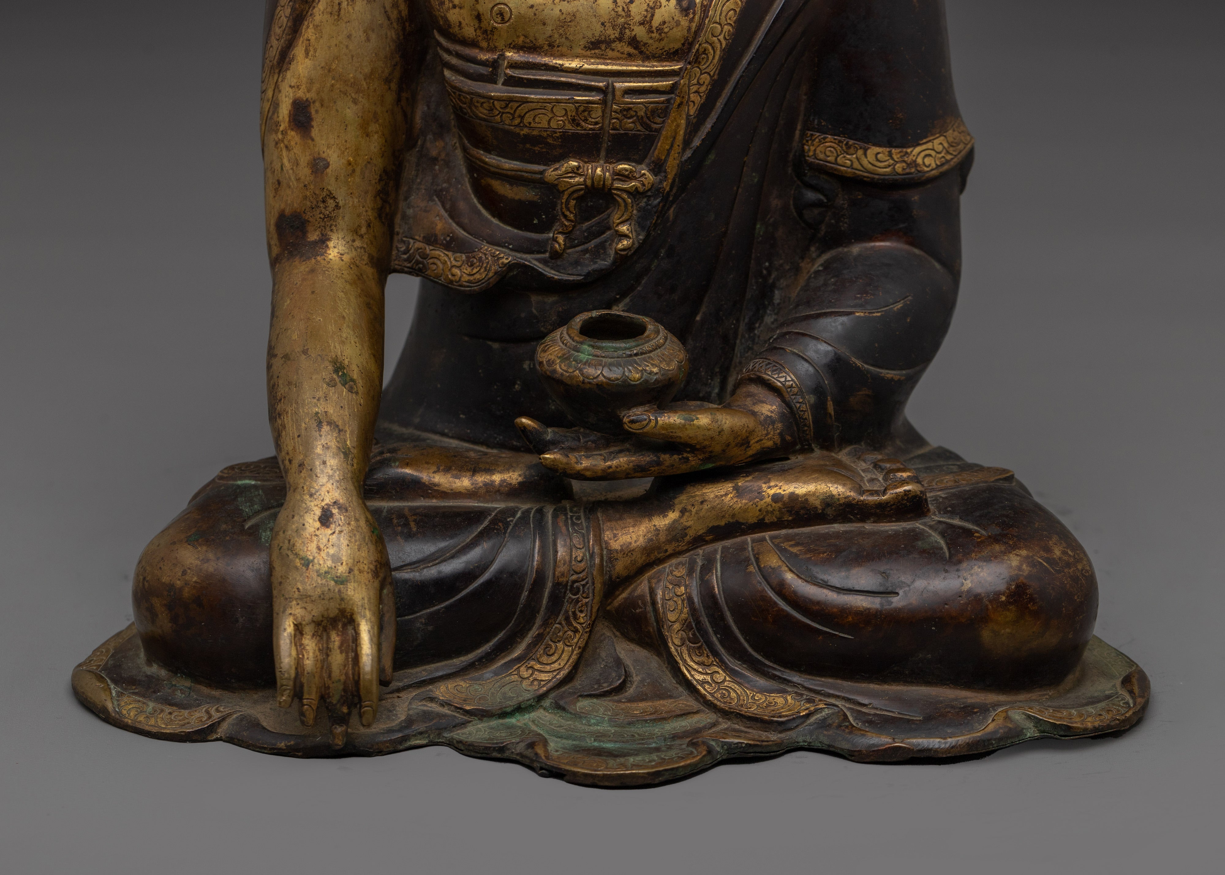 Handmade Gold Gilded Copper Shakyamuni Buddha Statue for Meditation