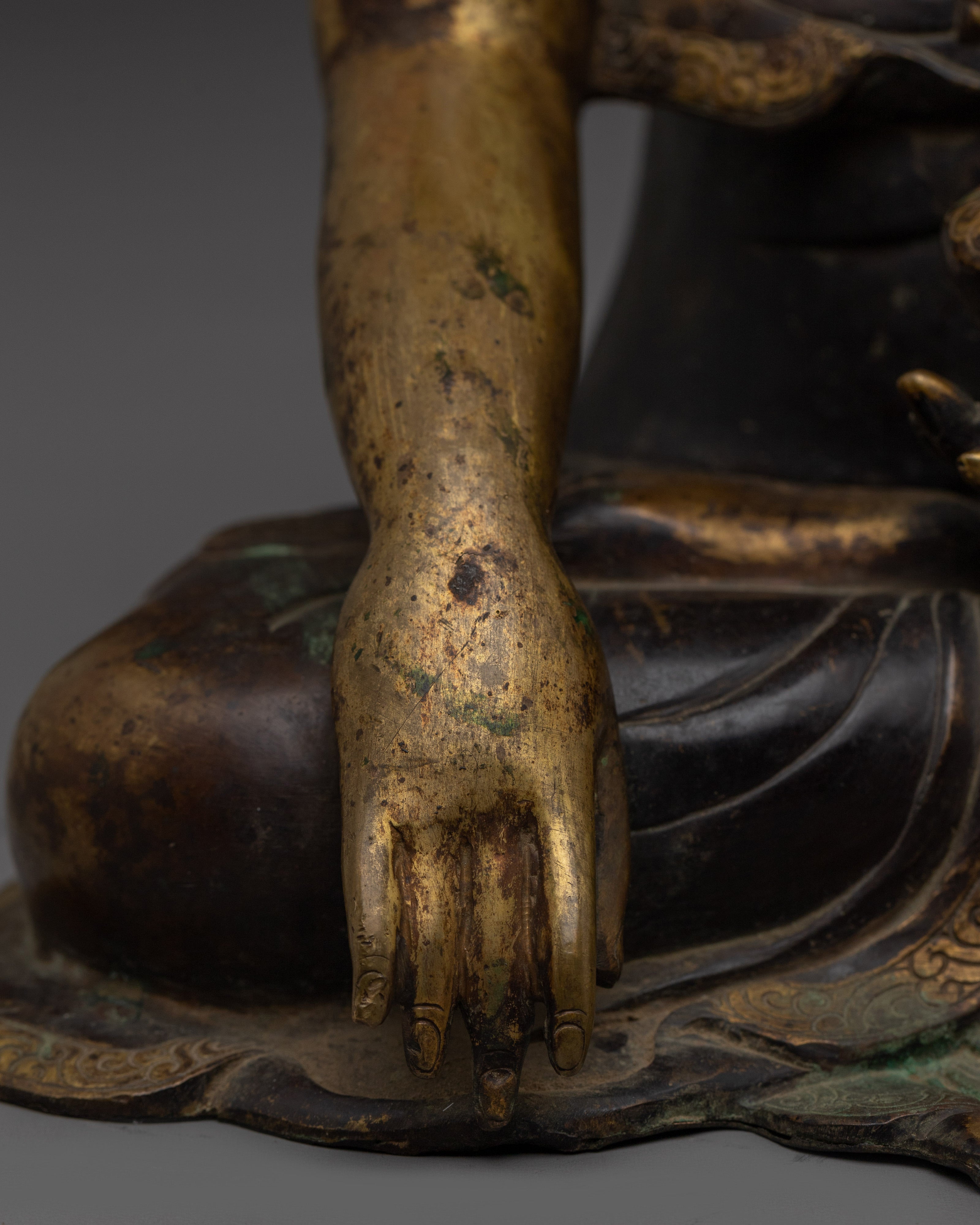 Handmade Gold Gilded Copper Shakyamuni Buddha Statue for Meditation