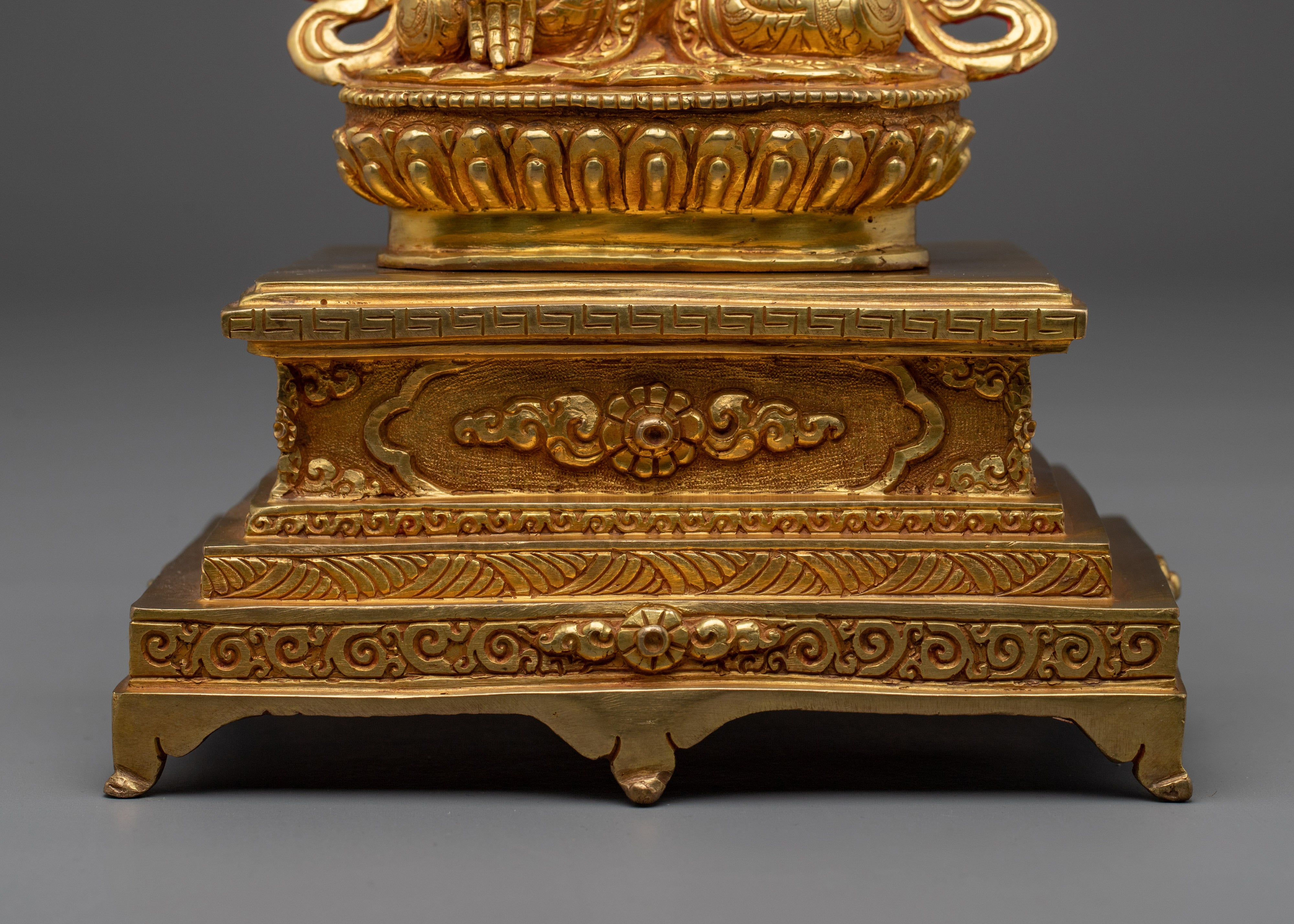 Namgyalma on Throne Statue | Long-life Deity