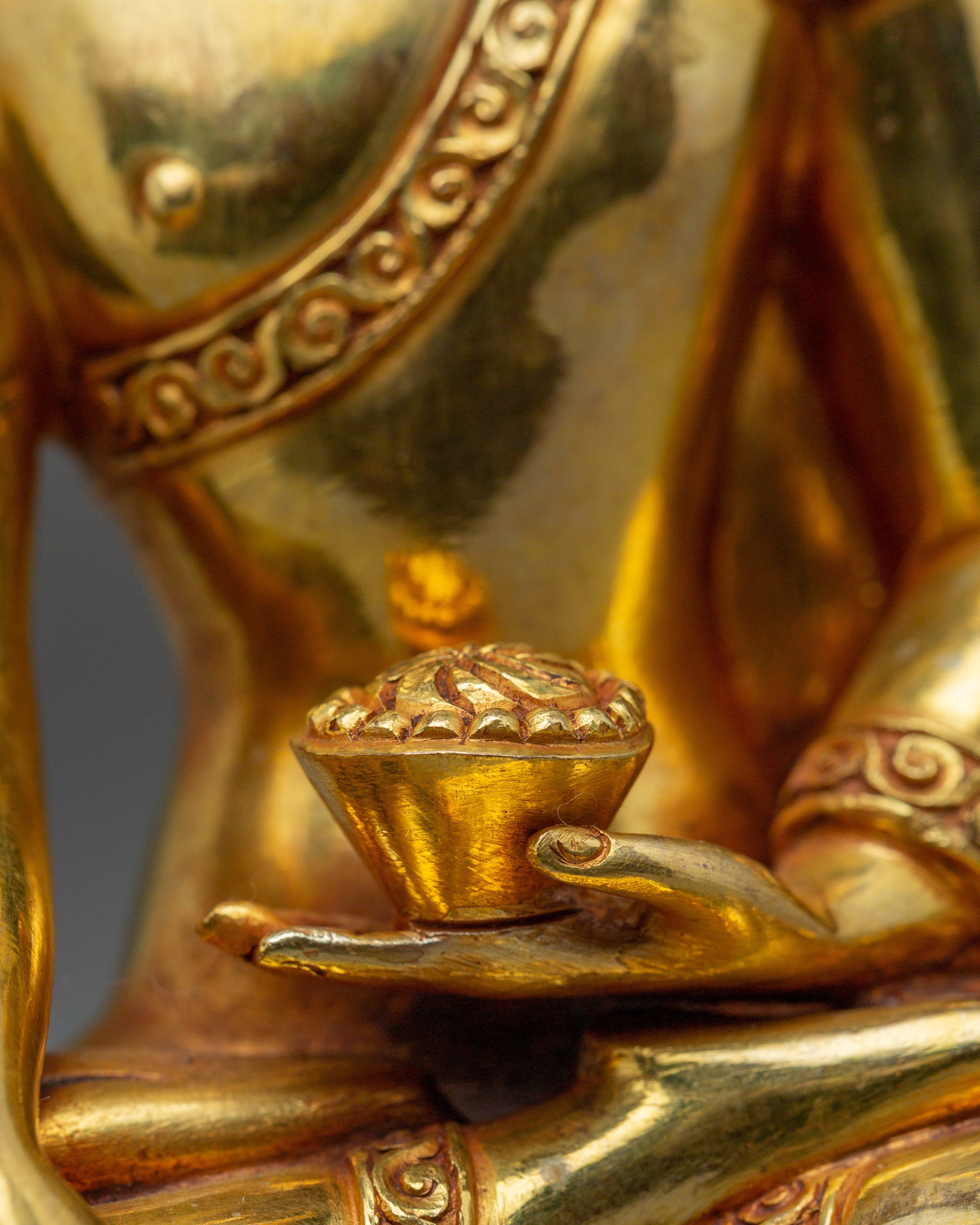 Golden Gautama Buddha Sculpture | Shakyamuni Buddha Statue