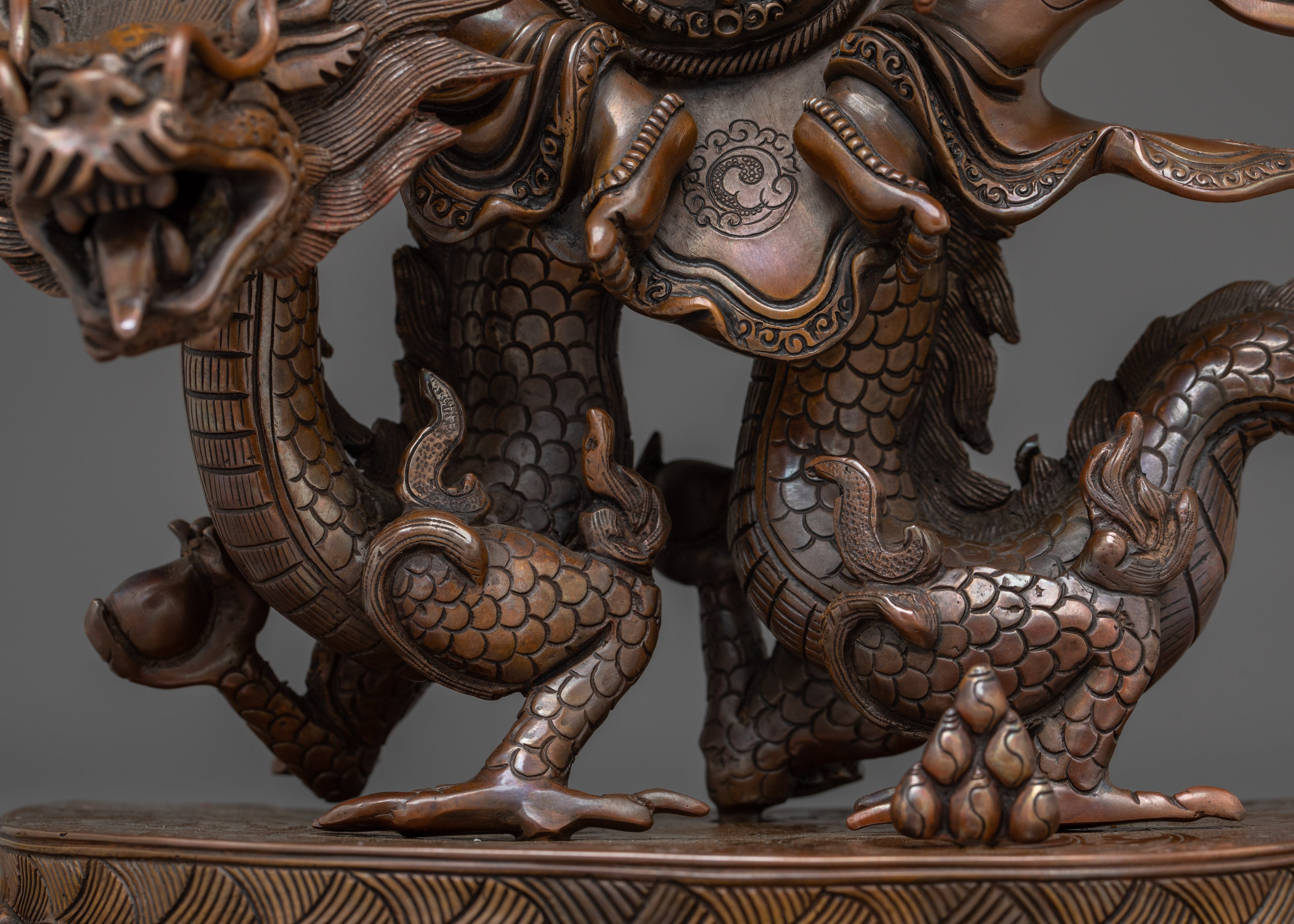 Welalth Guardian White Dzambhala Statue | Abundance Symbol