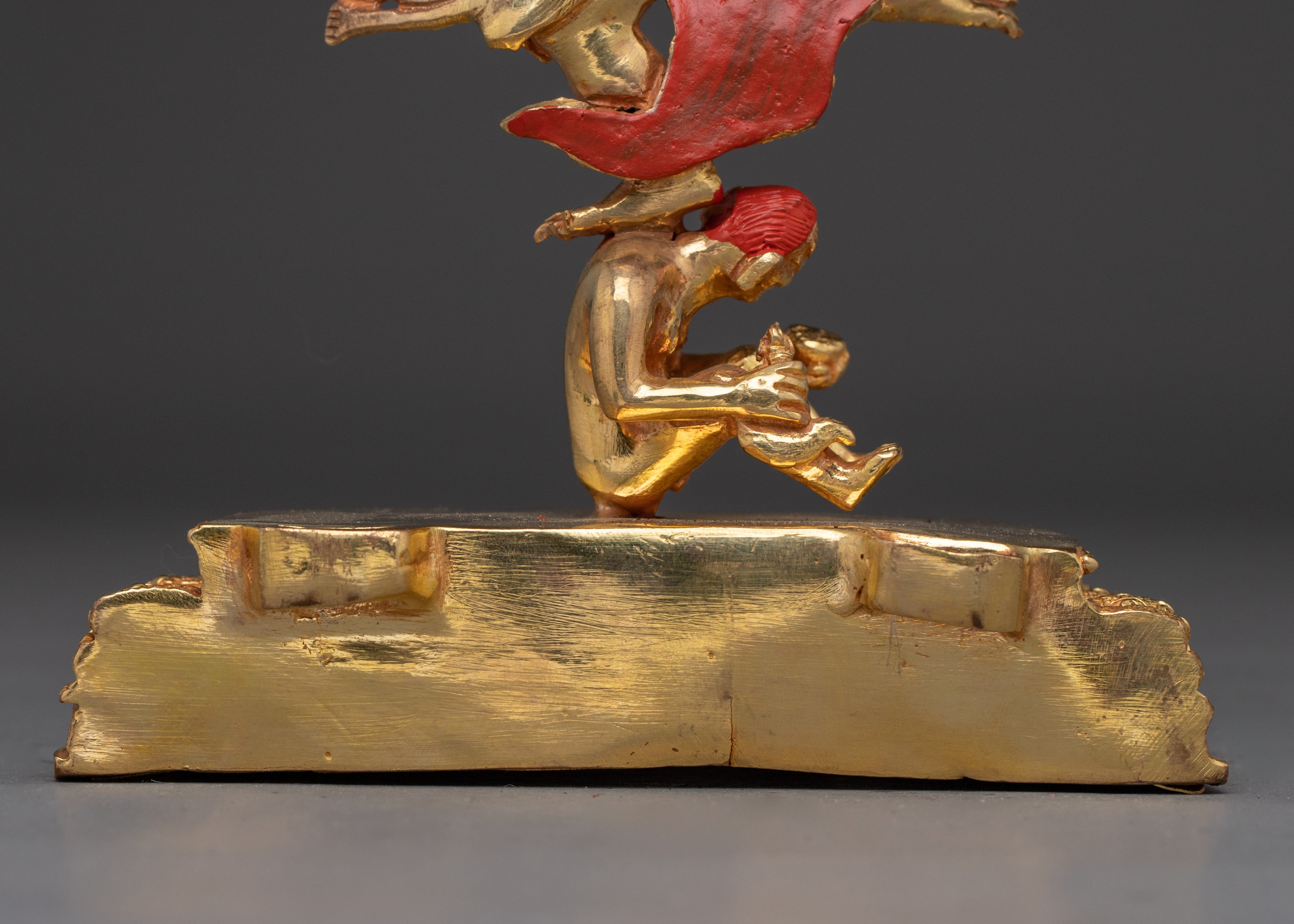 Vajrayana protector Garuda | Tantric protector Deity