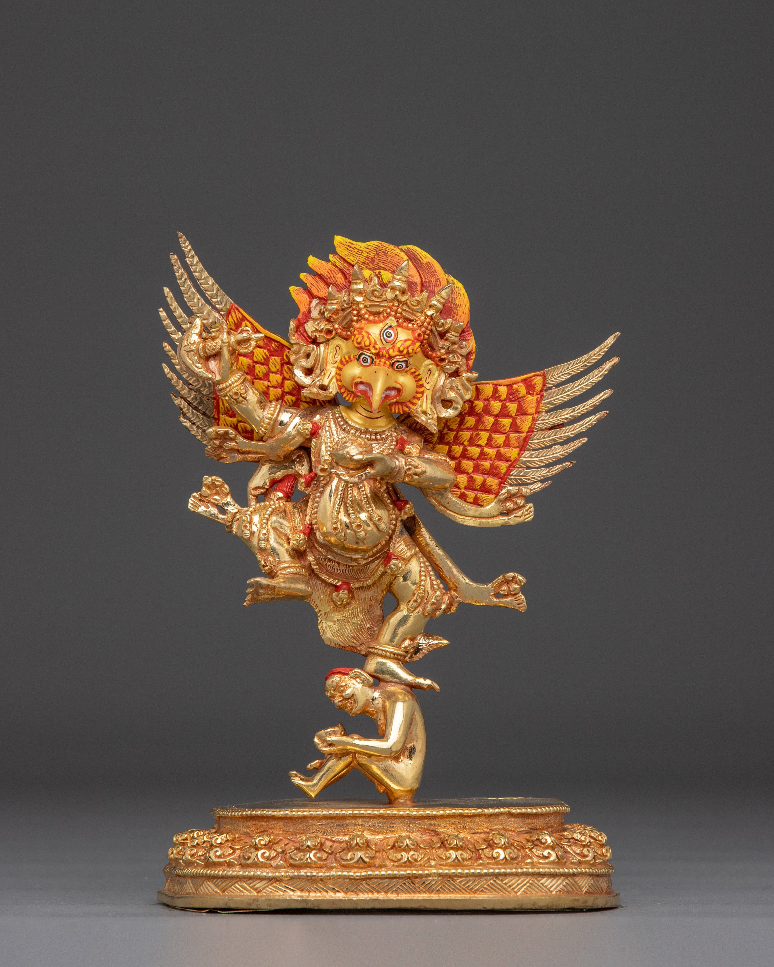 Vajrayana protector Garuda | Tantric protector Deity