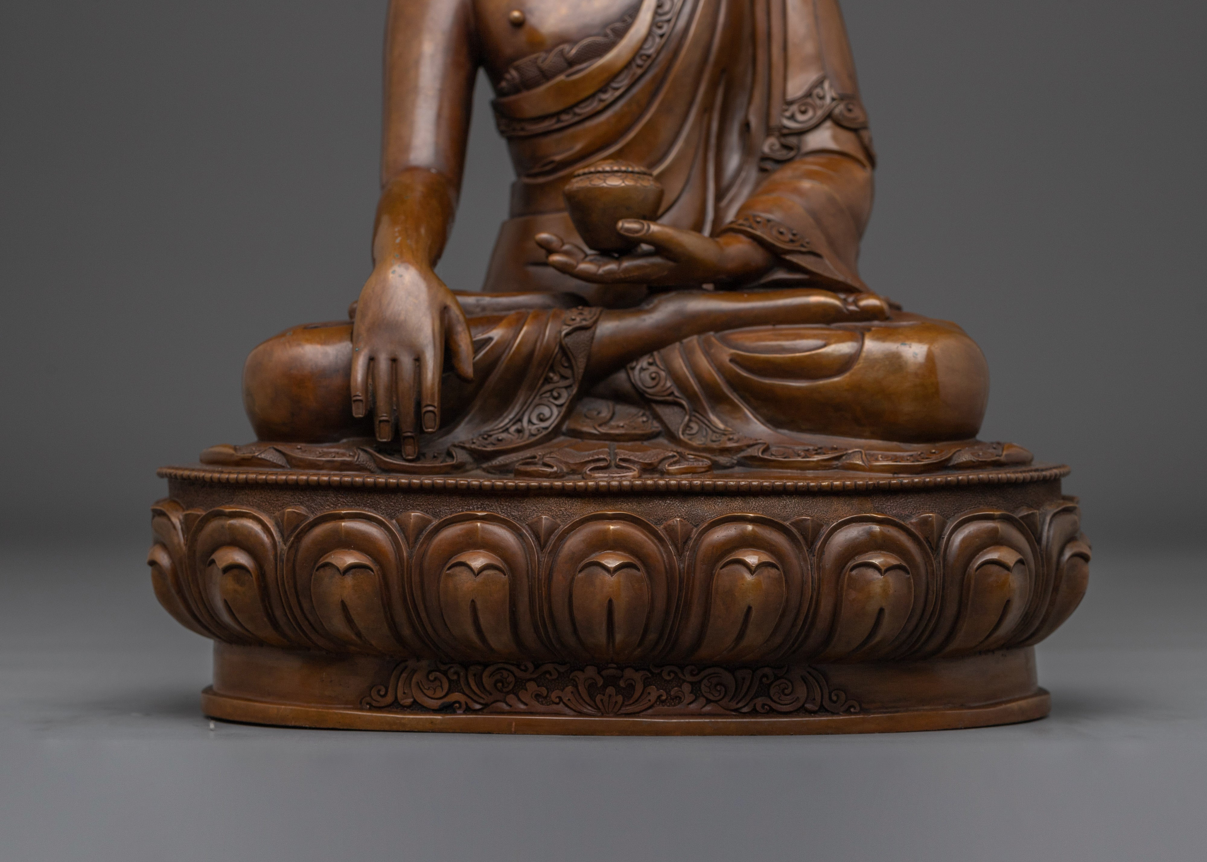 Shakyamuni Buddha Peaceful Artwork | Gautama Buddha Statue