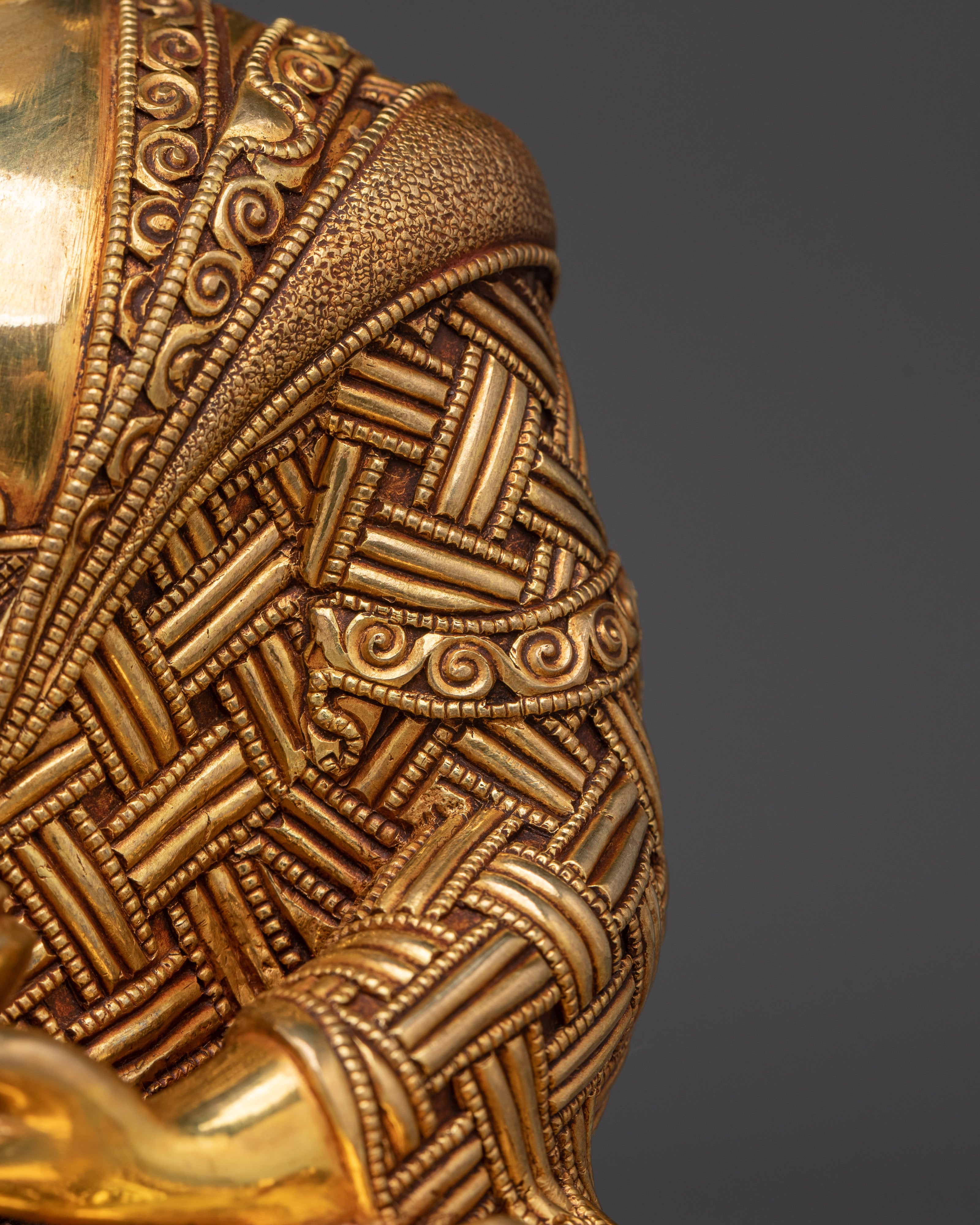 Authentic Shakyamuni Buddha Statue for Buddhist Spirituality