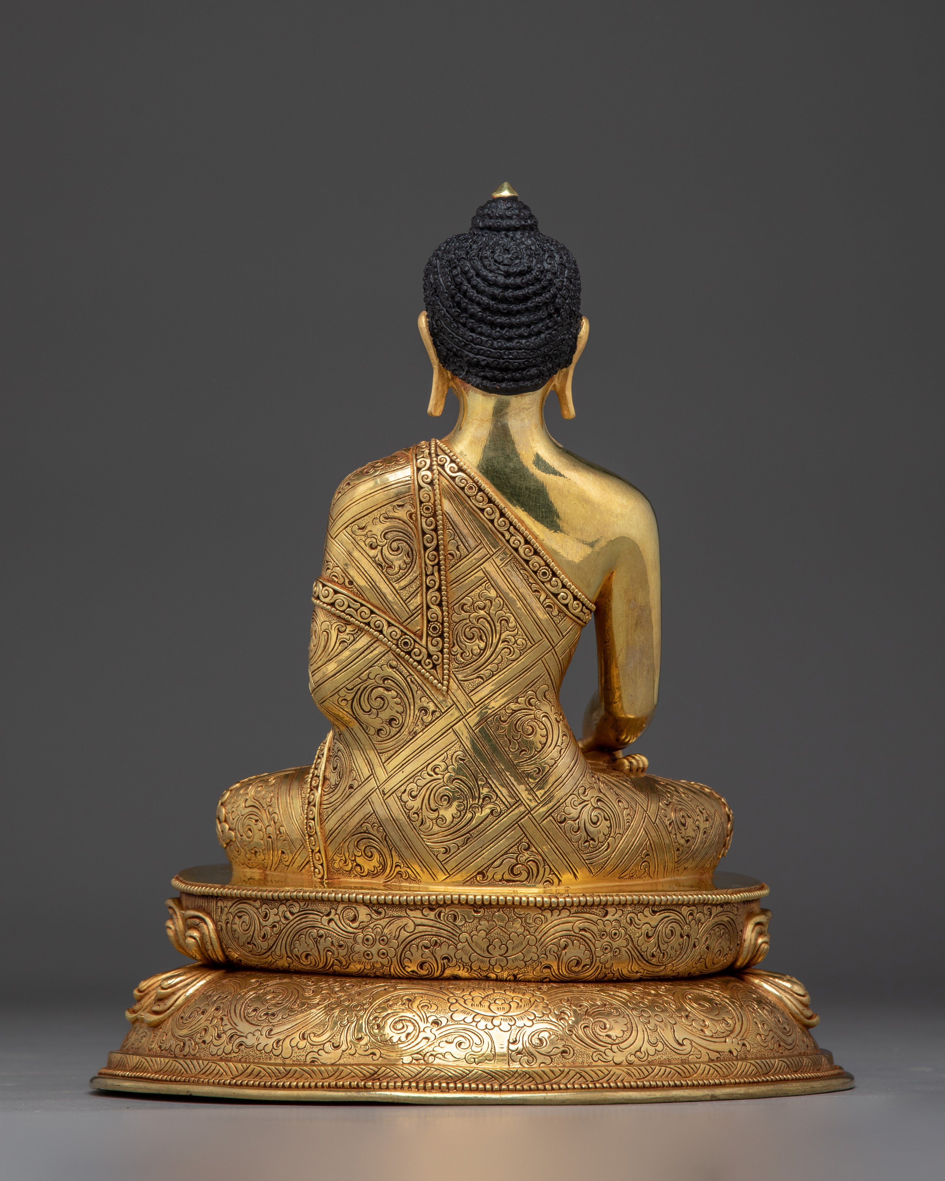 Enlightened Shakyamuni Buddha Spiritual Statue for Dharma Decor