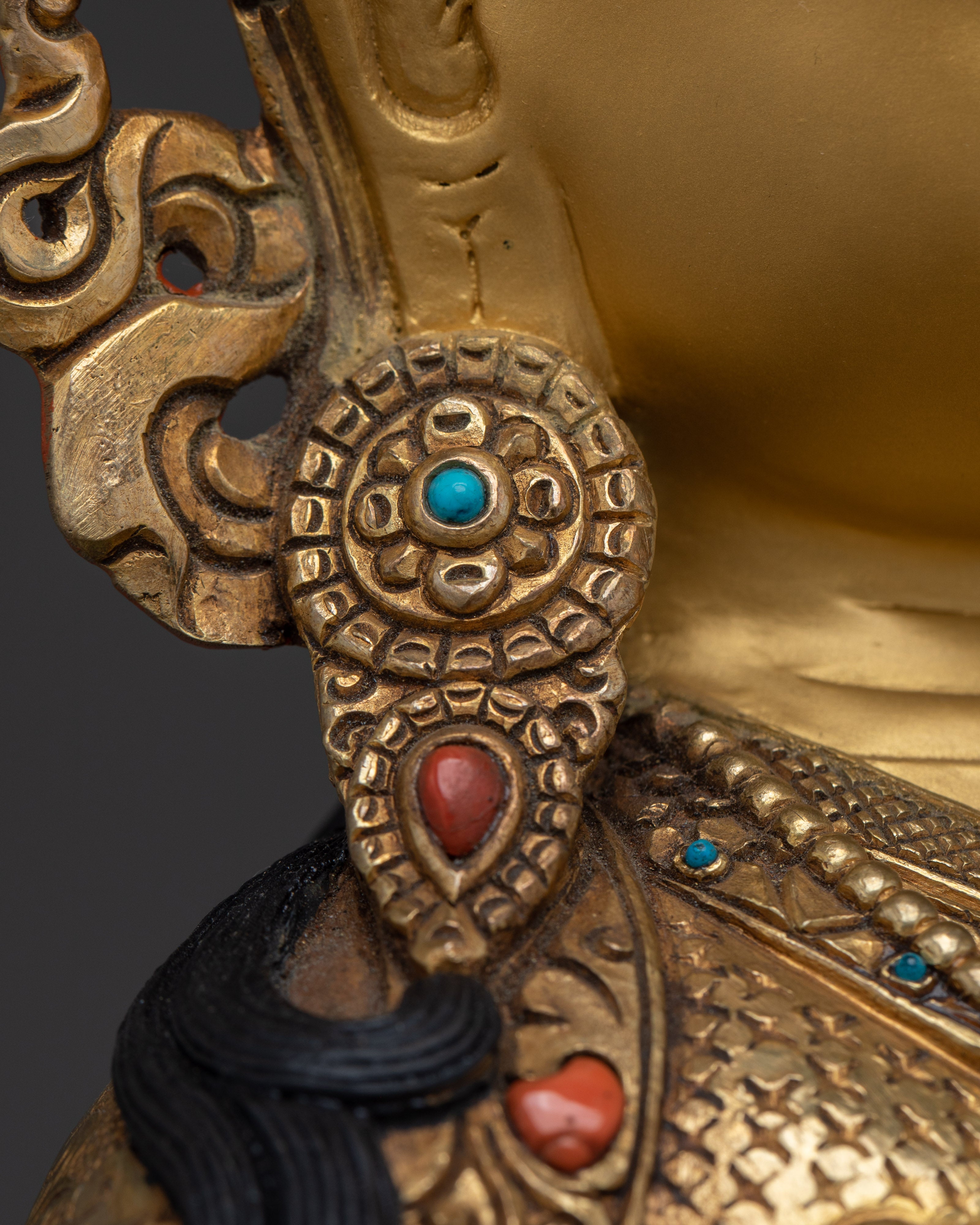 Vajra Master Guru Rinpoche Statue | Handmade Padmasambhava Artwork